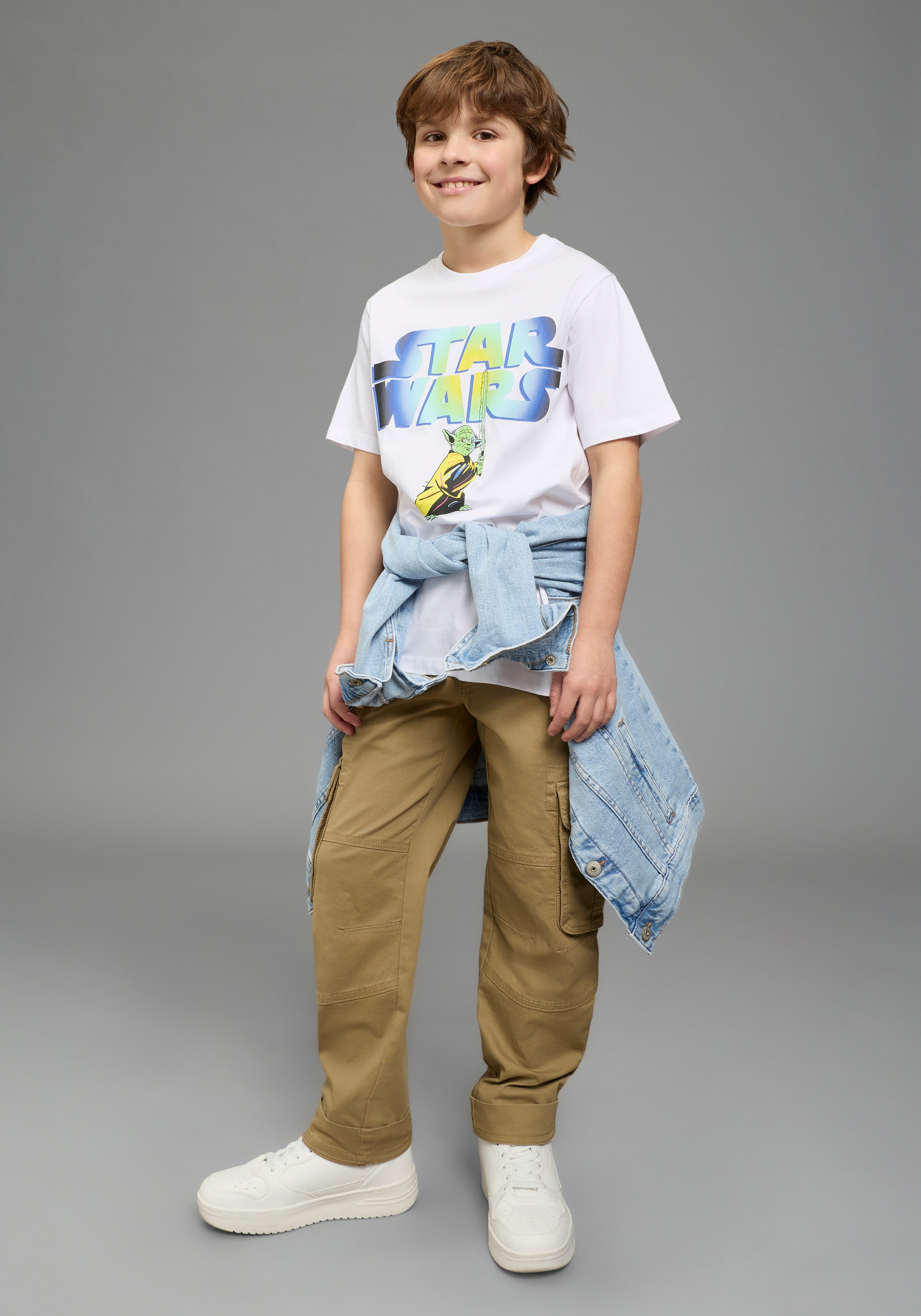 KIDSWORLD T-Shirt »STAR WARS: YODA - Disney Shirt« YODA Shirt, modischer Stil, Kurzarm, Basic Passform, aus Baumwolle