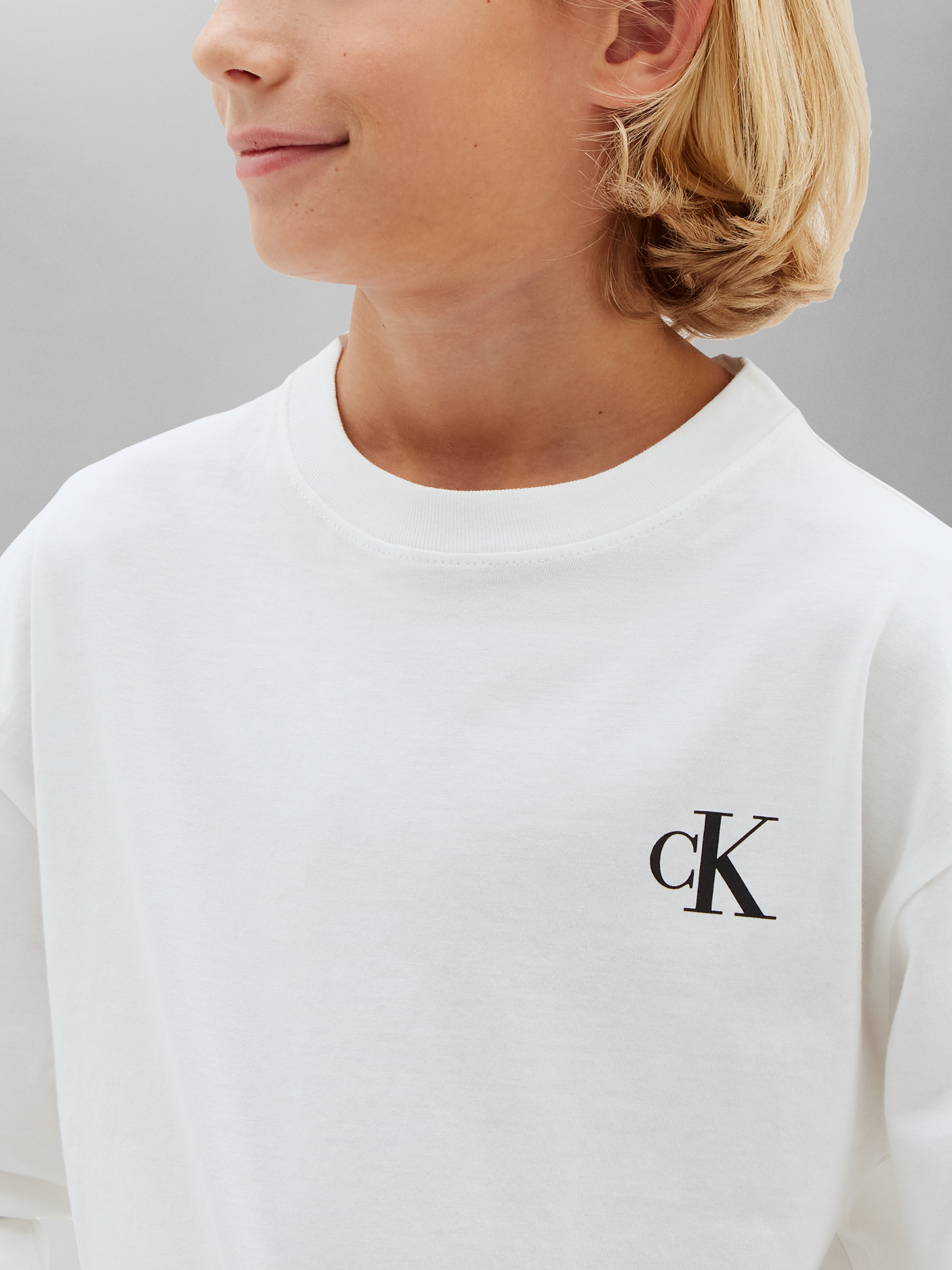 Calvin Klein Jeans T-shirt à manches longues »CHEST MONO LS T-SHIRT 2-PACK« Reine Baumwolle, Regular Fit, Logodruck