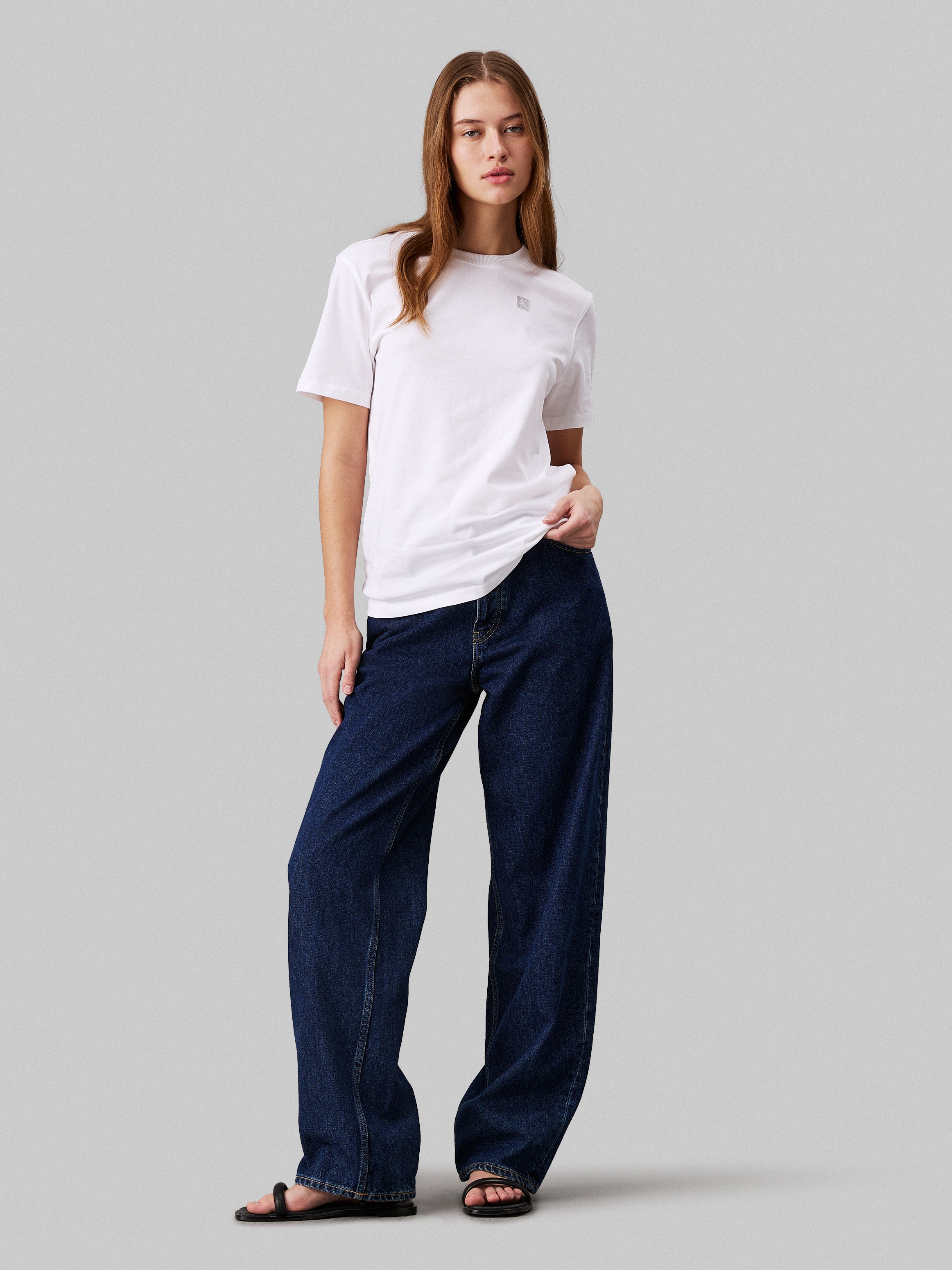 Calvin Klein Jeans T-Shirt »CK EMBRO BADGE REGULAR TEE«, mit Logopatch