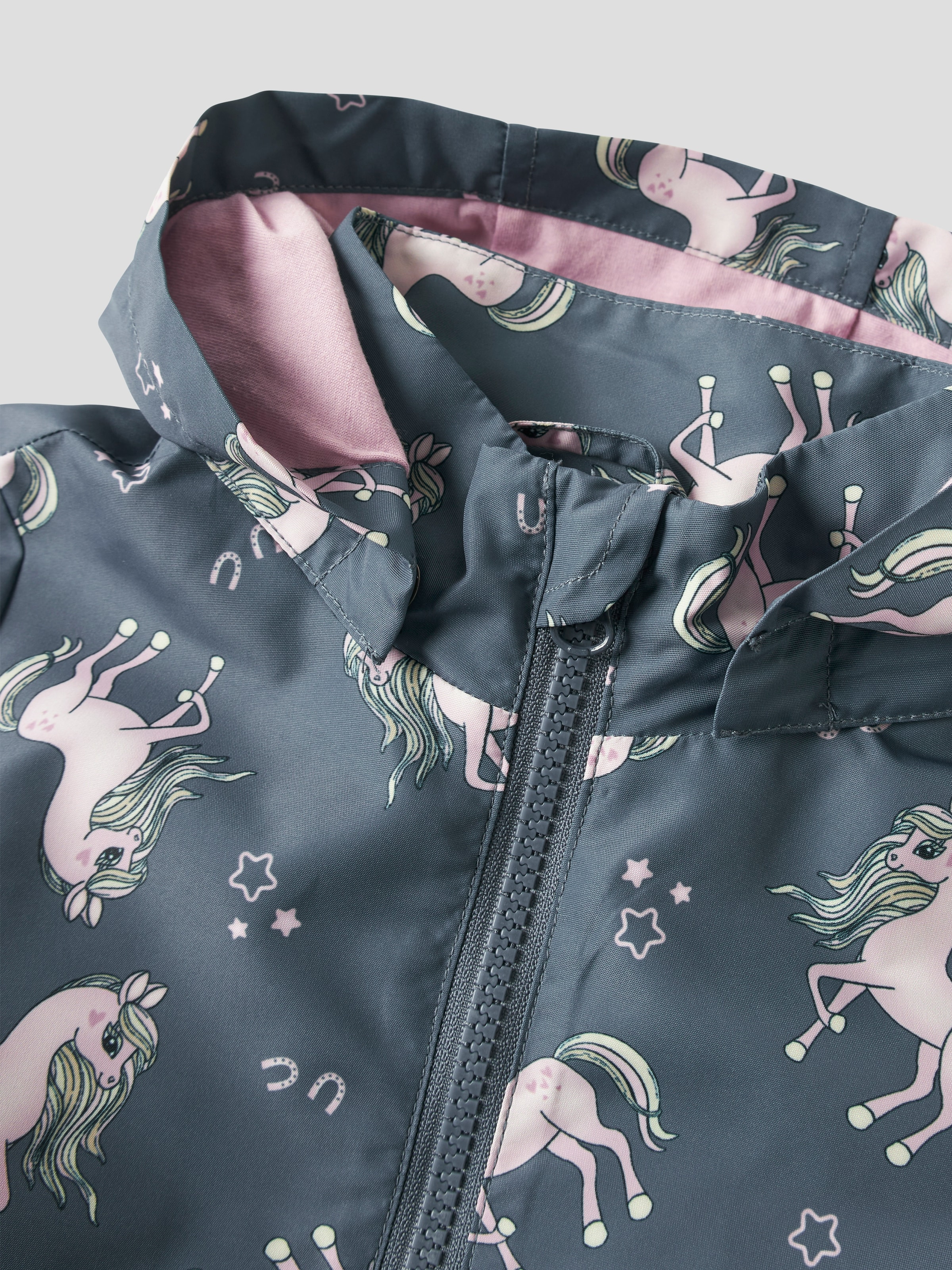 Name It Veste d'extérieur »NMFMAXI JACKET LI AOP NOOS« mit Kapuze