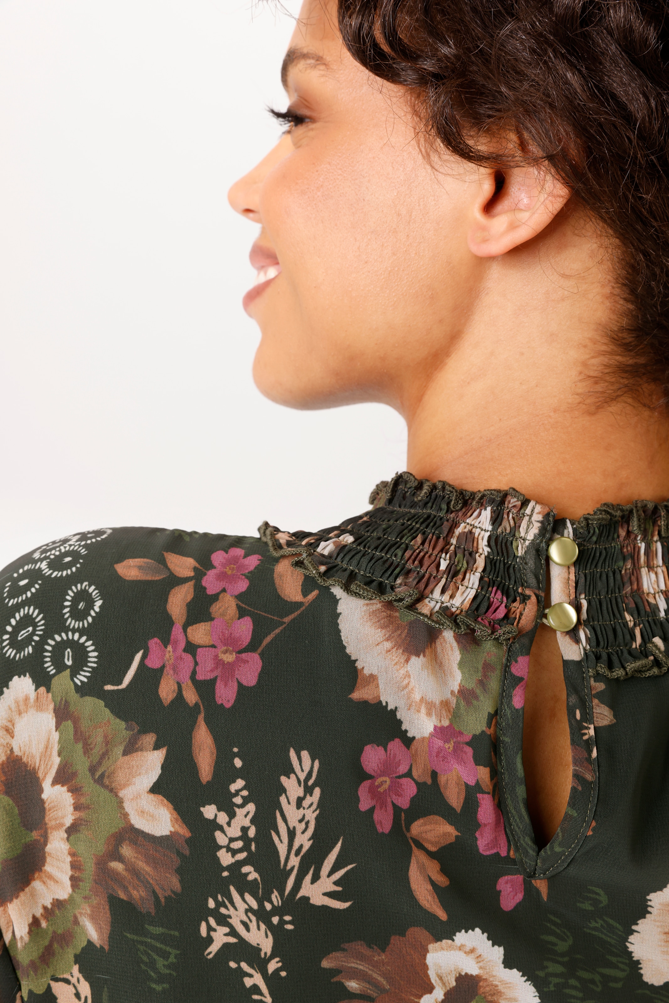 Aniston CASUAL Blouse à enfiler avec imprimé floral fantaisiste - NOUVELLE COLLECTION