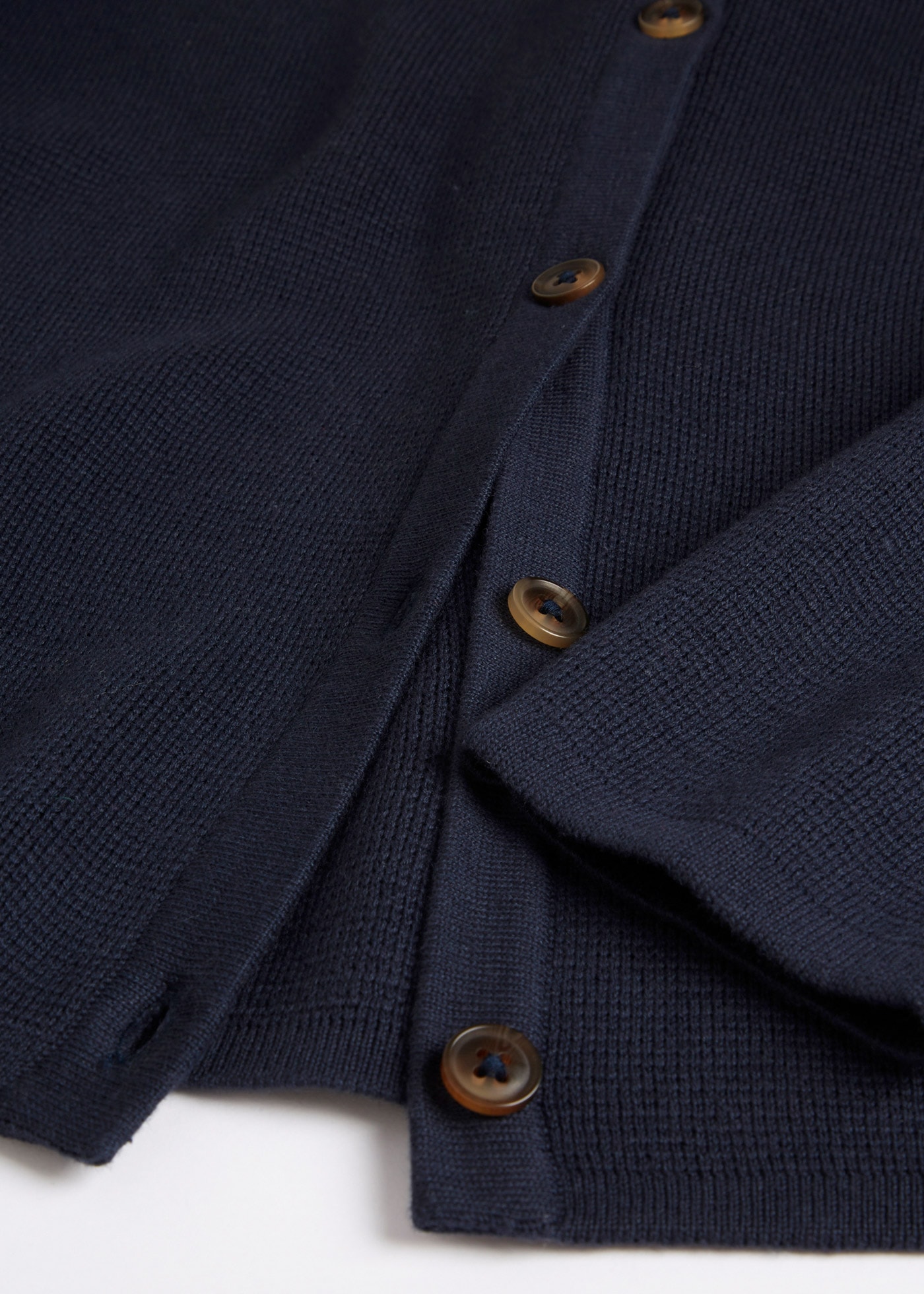 bonprix Veste en tricot Loose fit, Milano Strick, Casual Stil, aus Baumwolle und Polyacryl