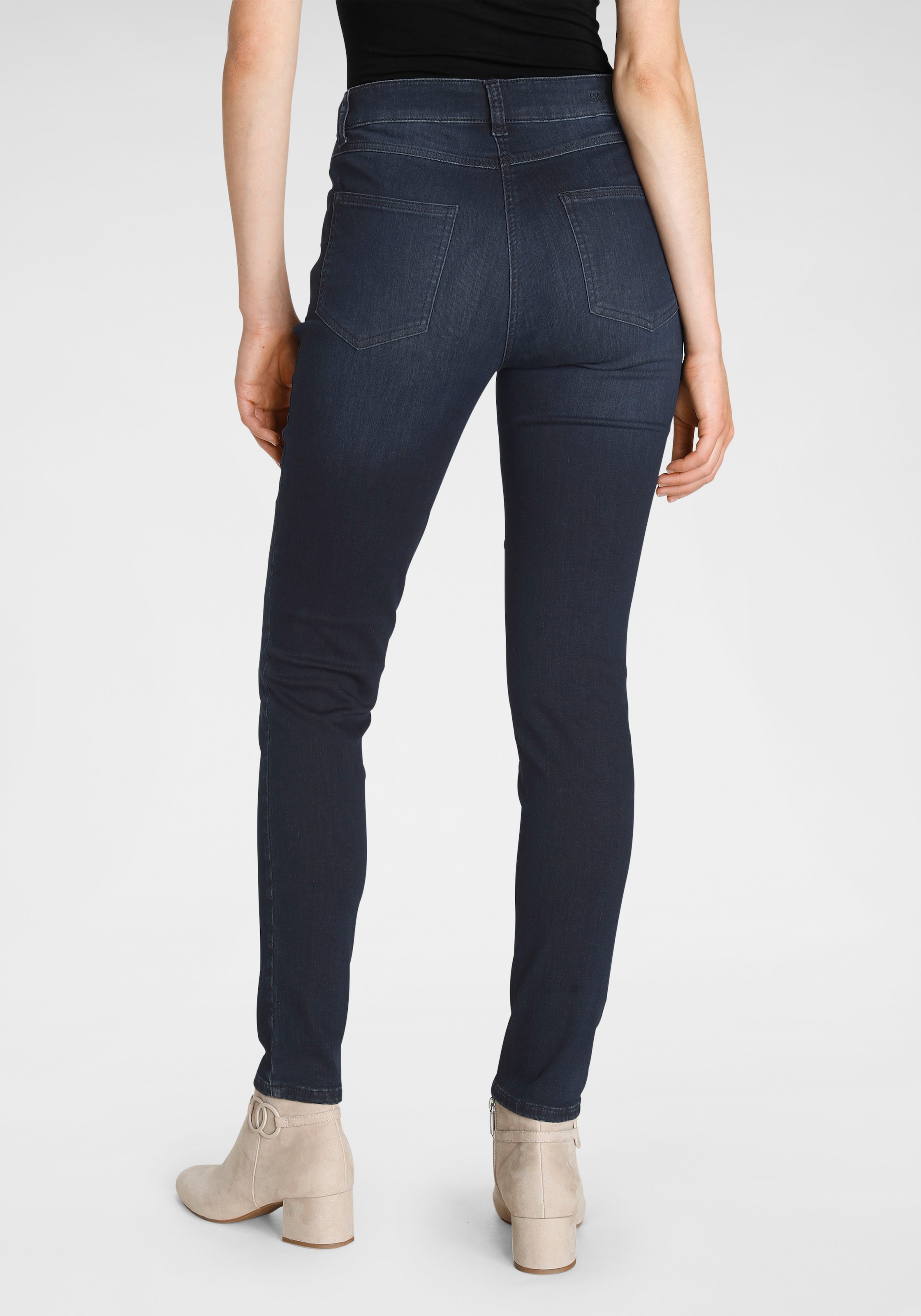 ♕ MAC Gerade Jeans »Mel-Glitter«, Mit Nietenbesatz an den vorderen Taschen  versandkostenfrei auf | Stretchjeans