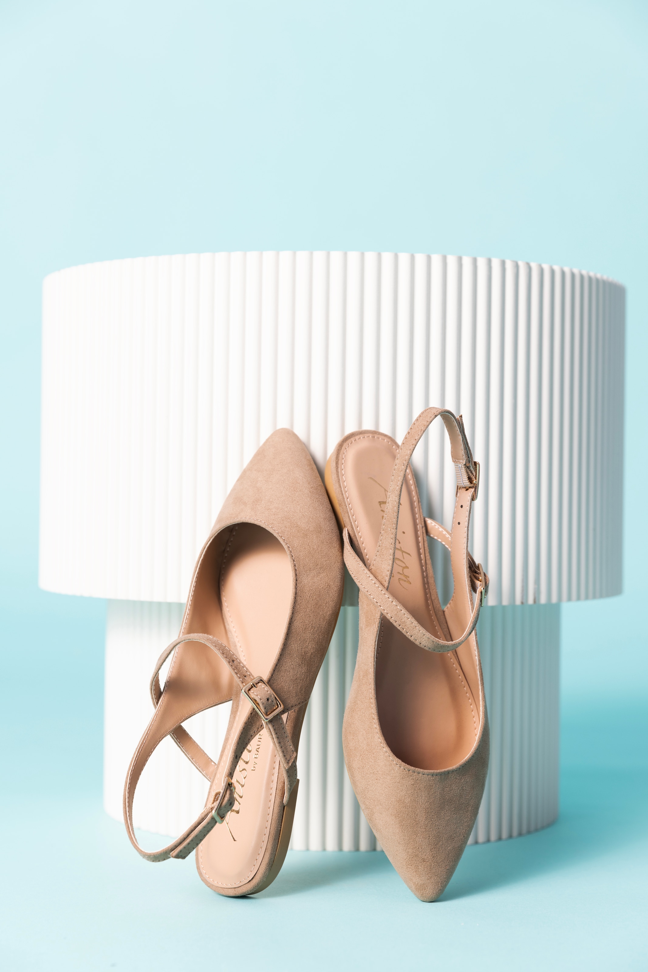Aniston SHOES Slingpumps, Flat, Sommerschuh, Riemchensandale - neue KOLLEKTION, schmale Form
