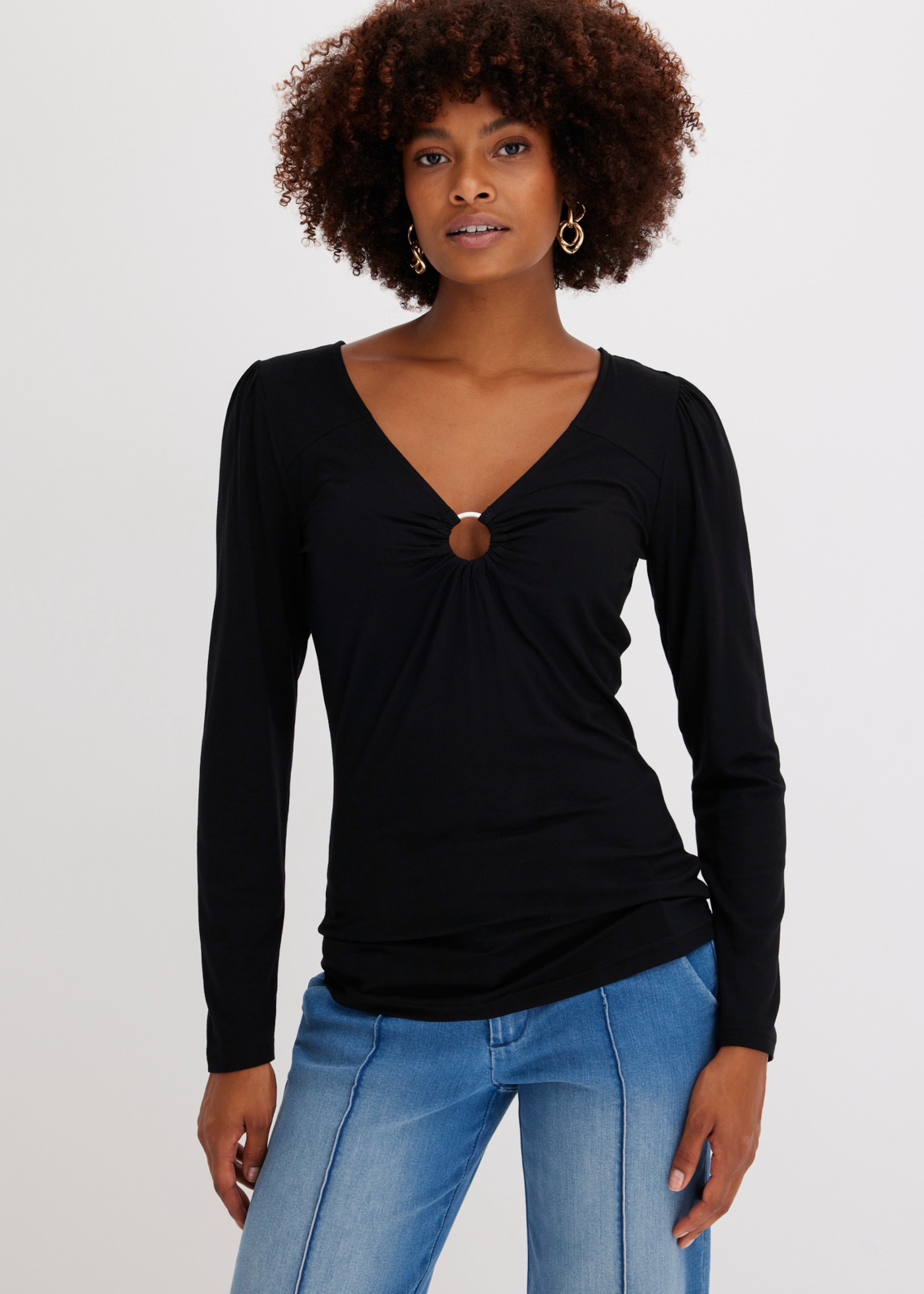 Image of bonprix Langarmshirt schmale Passform, mit Ring-Detail am Ausschnitt