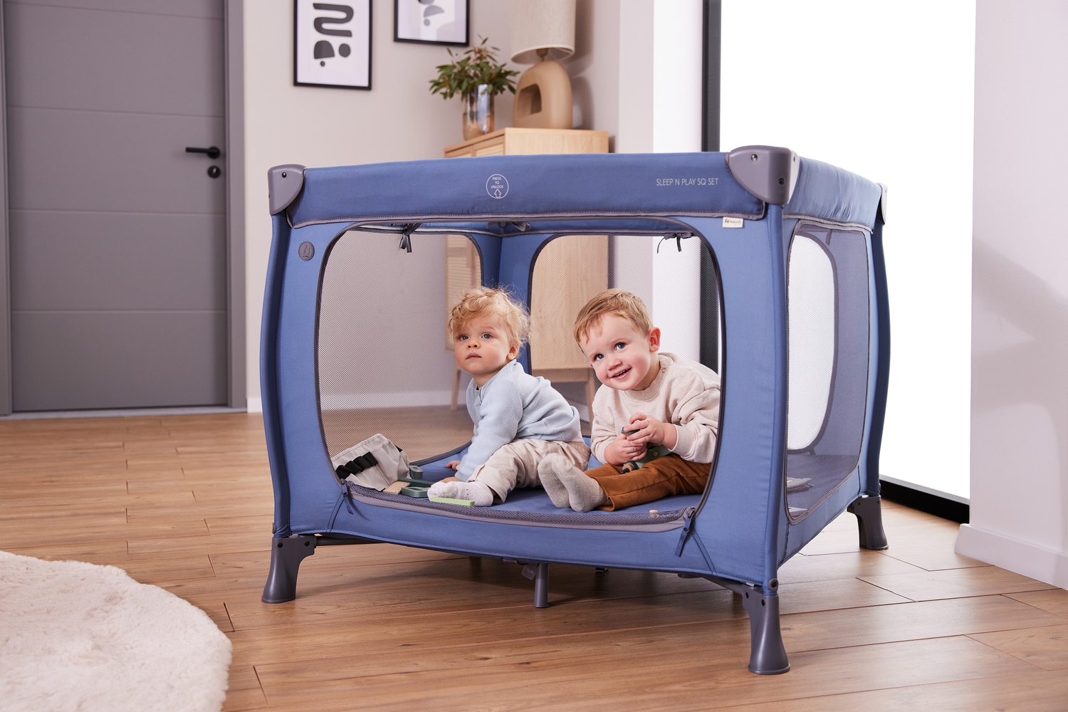Hauck Lit de voyage pour bébé »Sleep N Play SQ, Set dark blue« inklusive Schaumstoff-Matratze
