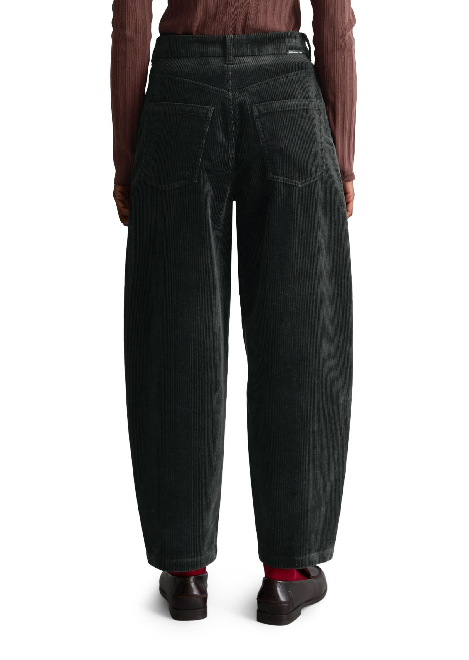 Marc O'Polo DENIM Cordhose  Model Airin barrel leg aus Organic Cotton Stretch