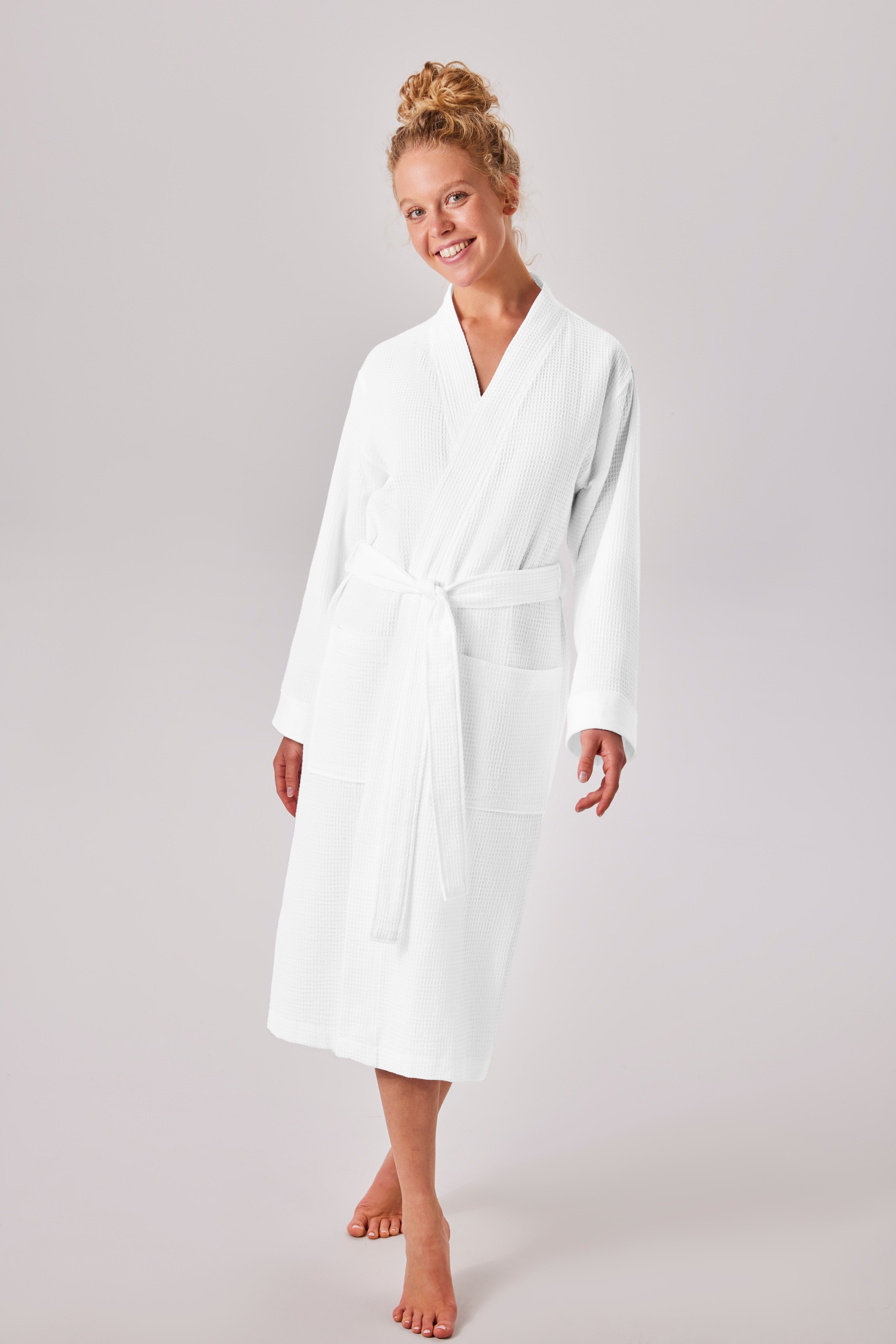 Image of GOODproduct Unisex-Bademantel "Vanessa, ideal für Sauna & Spa, Hotelbademantel, Morgenmantel" 1 Stk. Taschen, Damen & Herren, Waffelpiqué, sehr leichte Qualität, S-3XL