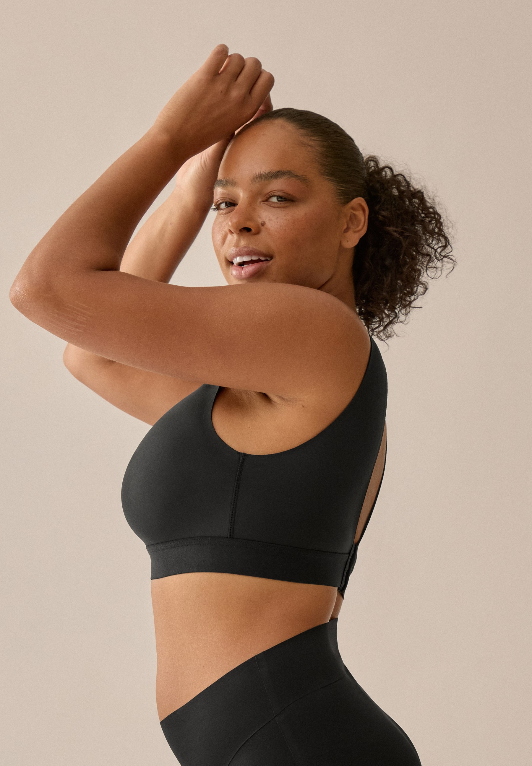 Naturana Soutien-gorge moulé »Smoothing« 1 cuis hohe Seitenteile, weich, bequem, basic, breite Träger, ohne Bügel