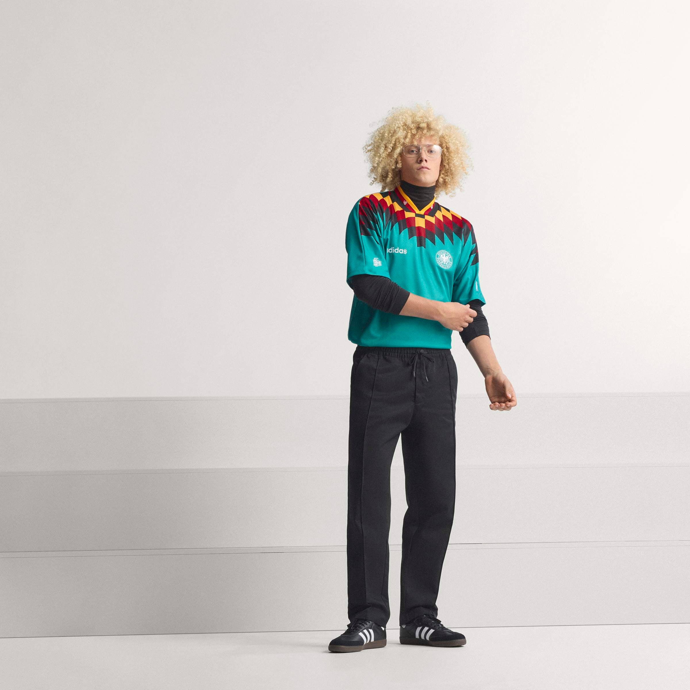 adidas Performance Maillot de foot »DFB A JSY 94« avec encolure en V, coupe ample, en maille jacquard
