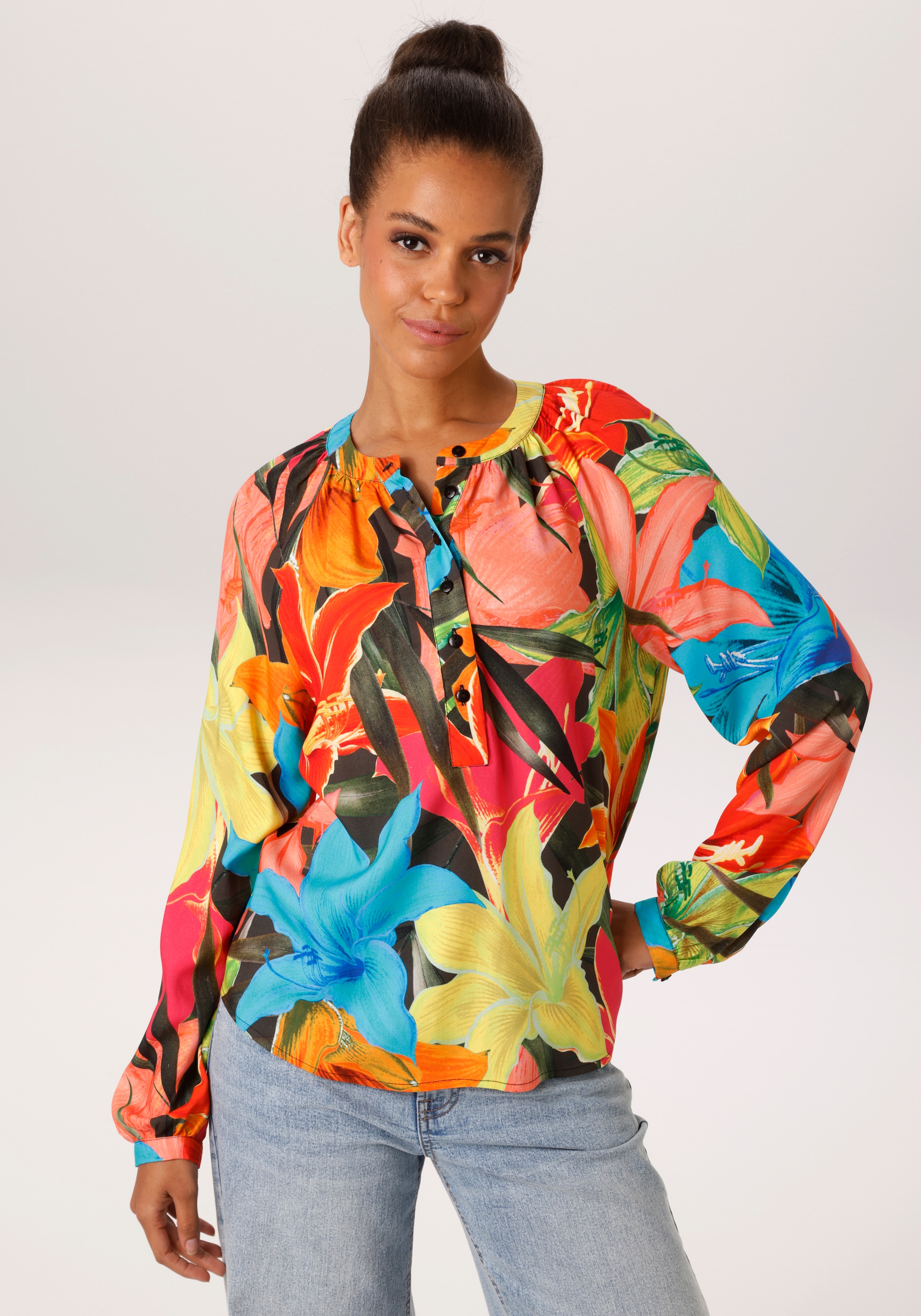 Image of Aniston CASUAL Schlupfbluse mit farbenfrohen, grossflächigen Blüten bedruckt