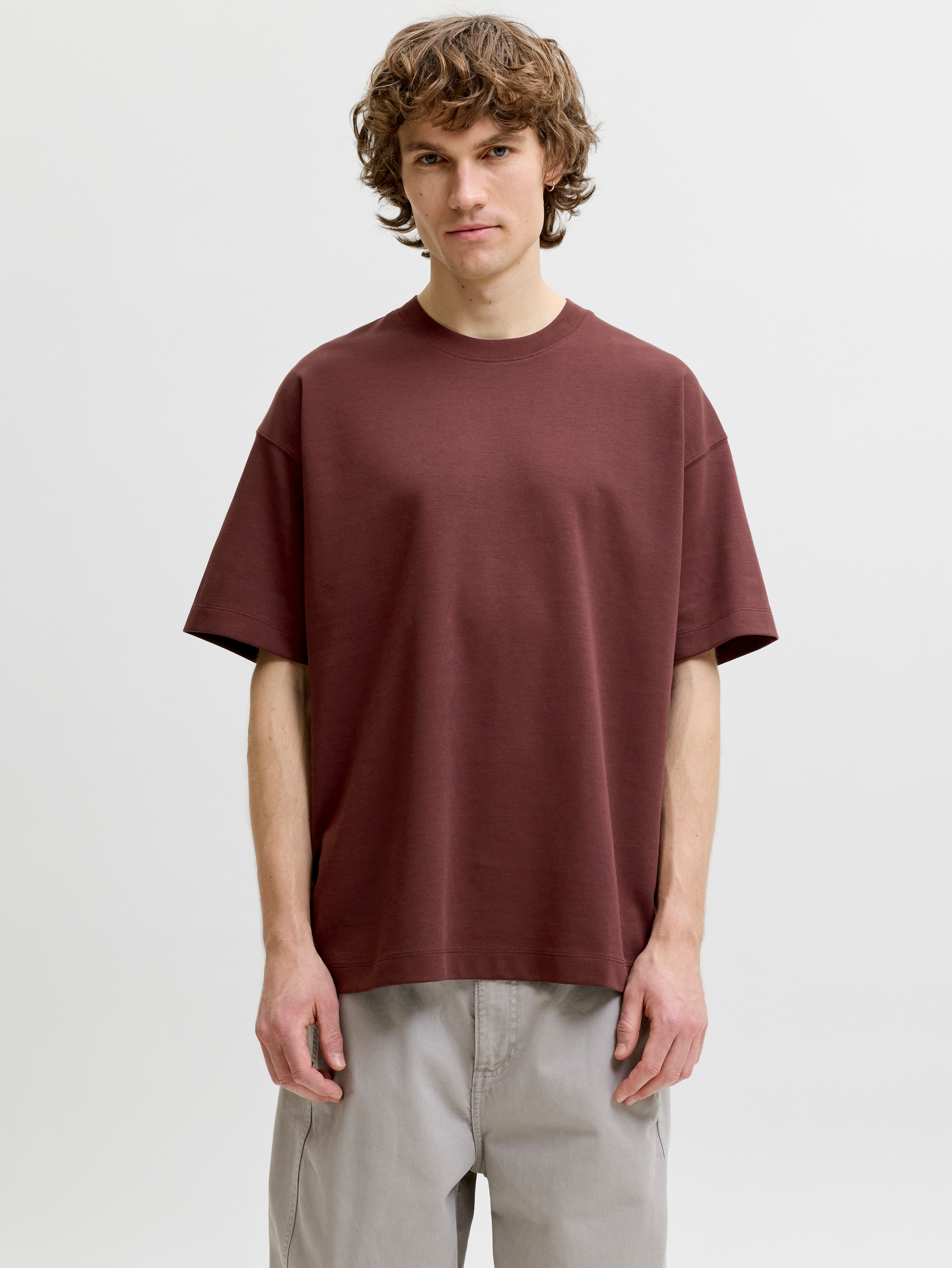 Jack & Jones T-Shirt »JJEBARRON TEE SS O-NECK NOOS« Baumwollmischung, loose fit