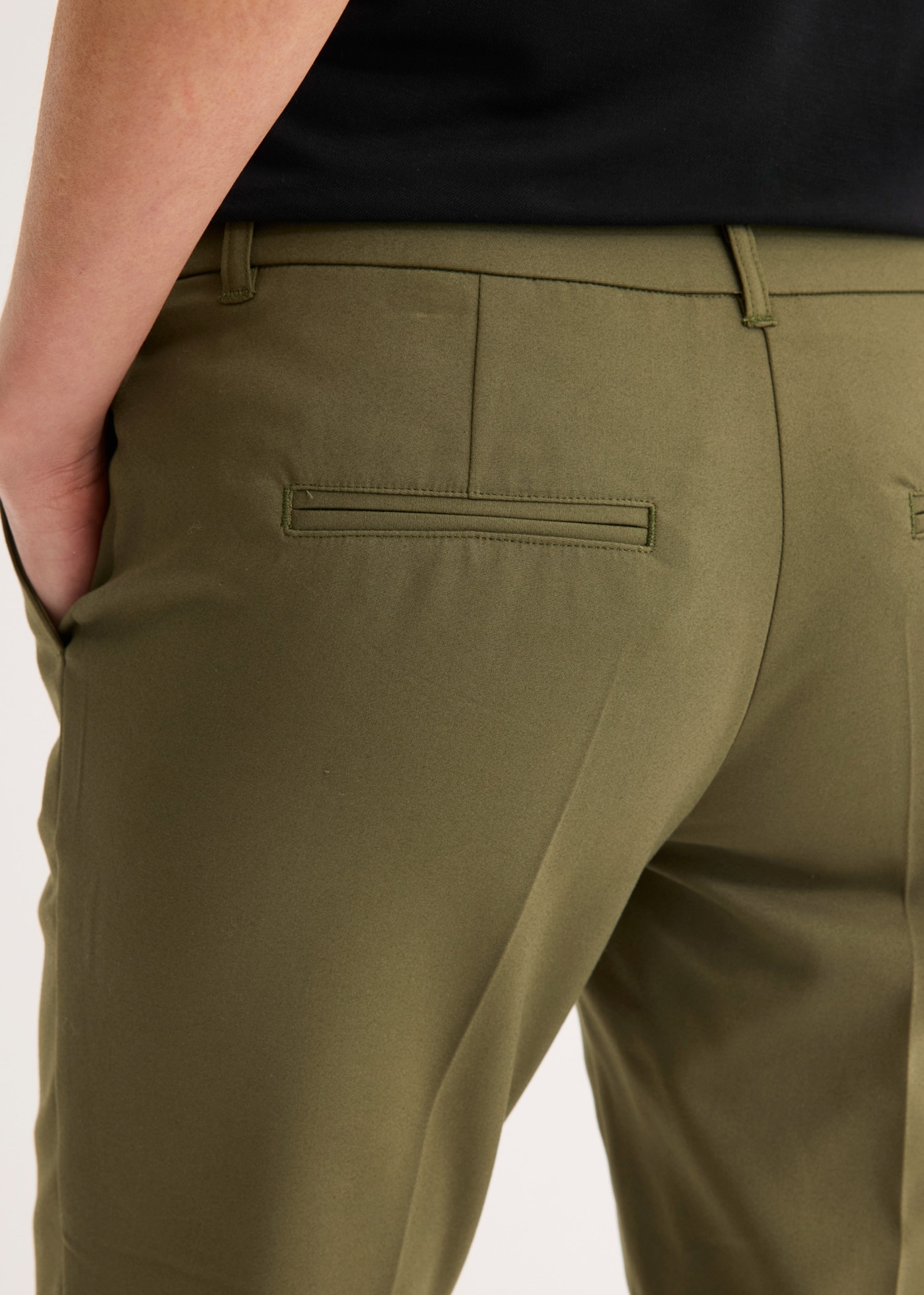 bonprix Pantalon 7/8  elegante 7/8-Länge, feminin geschnitten, Regular Fit