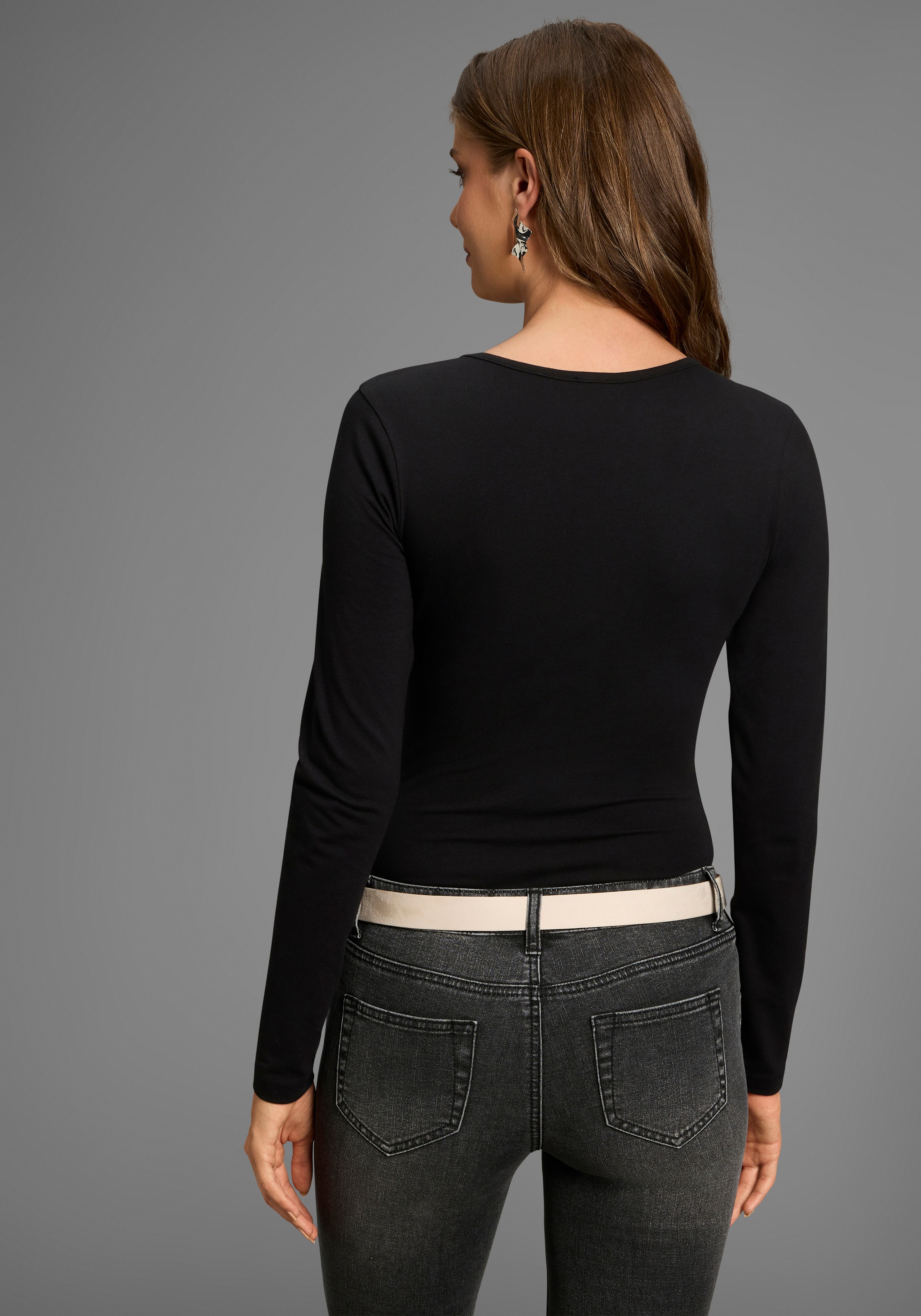 Laura Scott Langarmbody, Mit tiefem V-Ausschnitt - NEUE KOLLEKTION