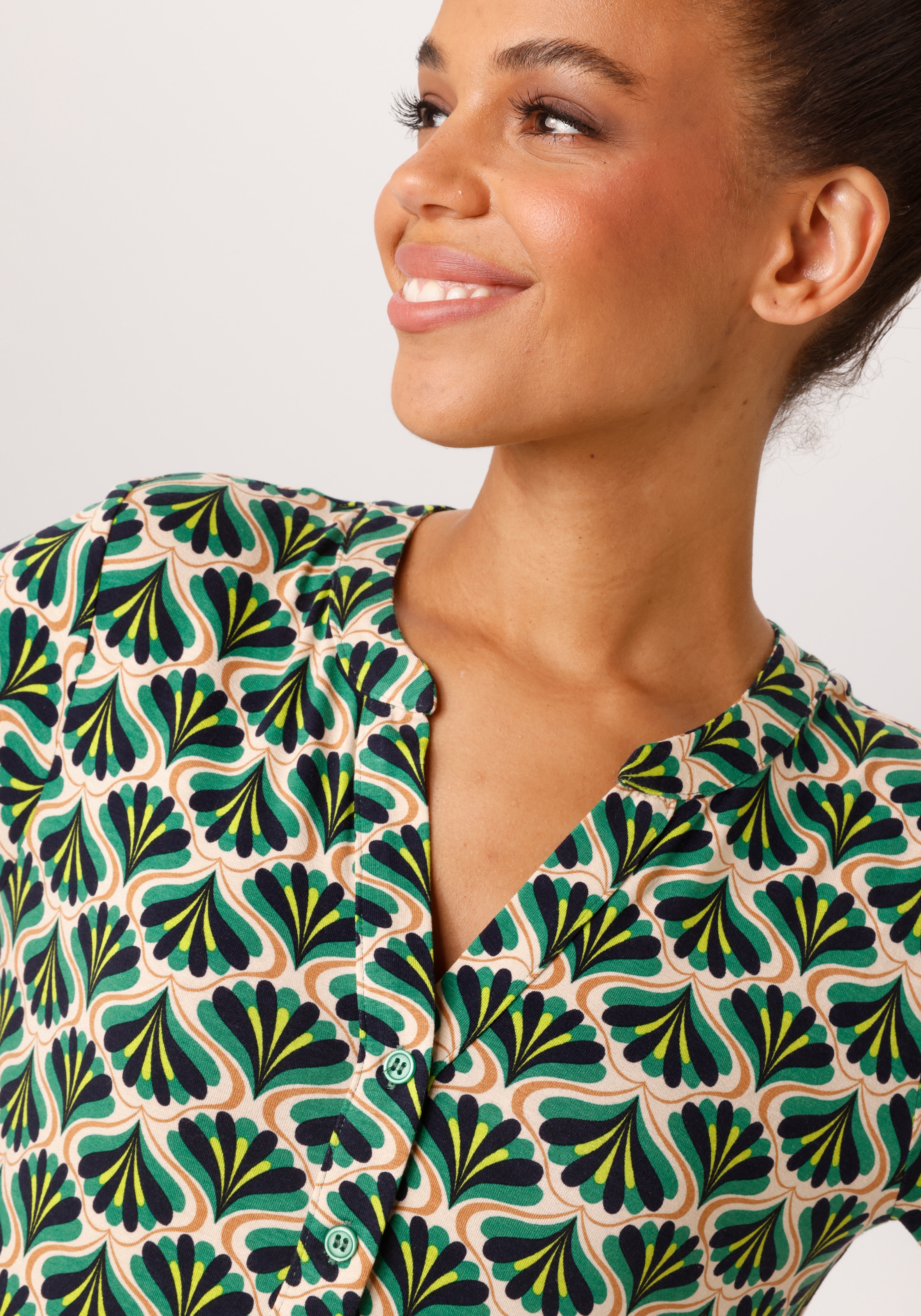 Aniston CASUAL Schlupfbluse mit farbharmonischem Retro-Muster - NEUE KOLLEKTION