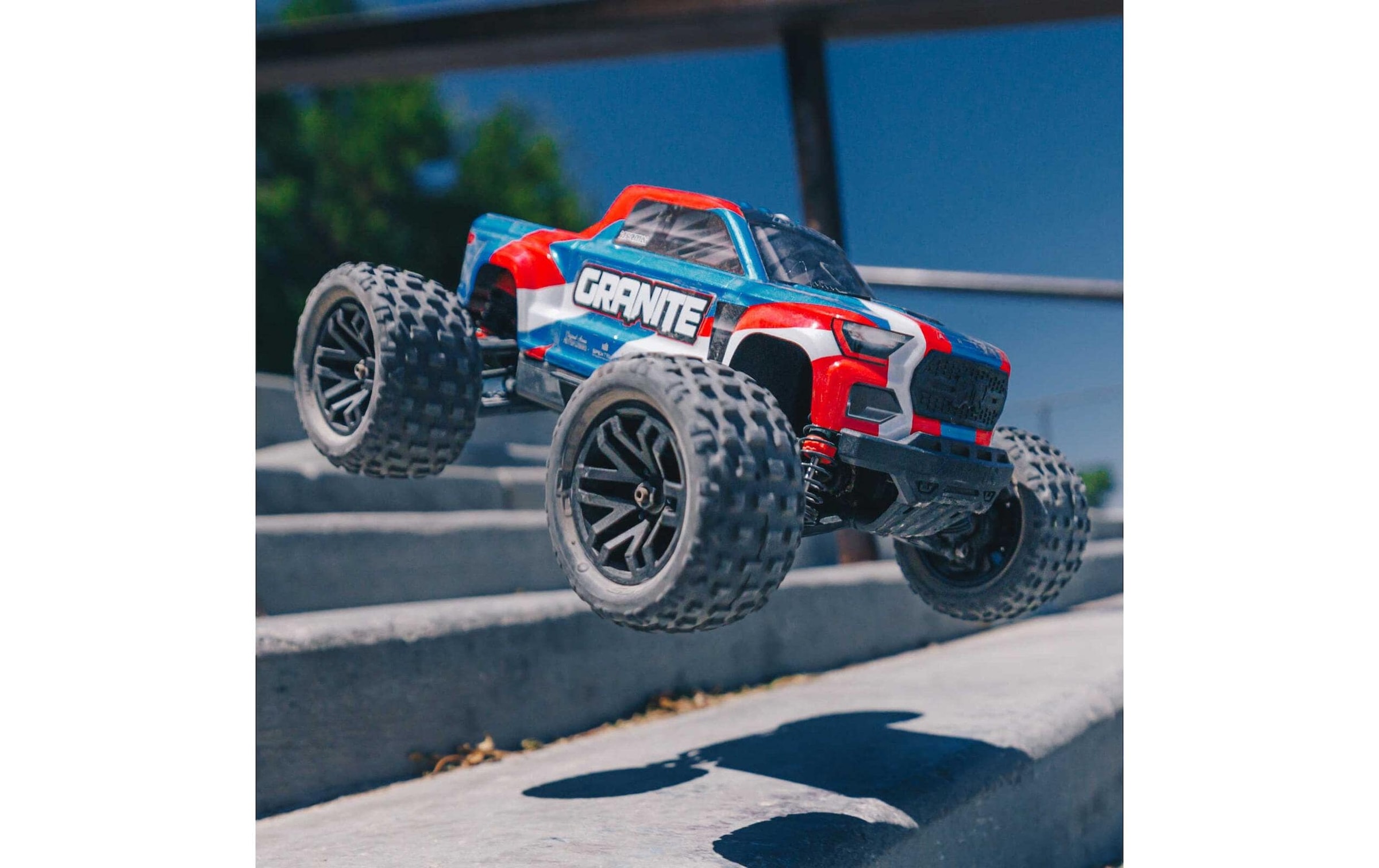   Voiture RC »Arrma Granite Grom Mega 380«