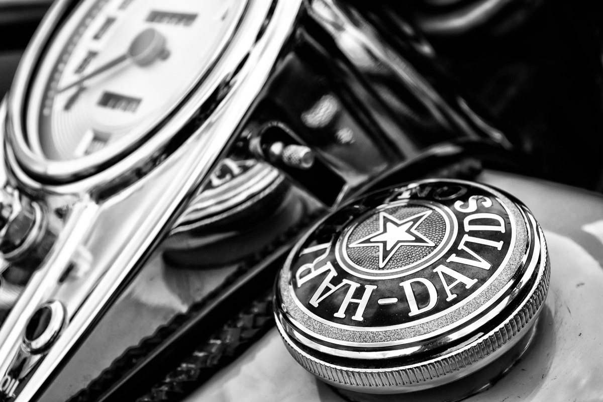 Image of Papermoon Fototapete »Kraftstofftank Vover«, Vliestapete, hochwertiger Digitaldruck, inklusive Kleister bei Ackermann Versand Schweiz