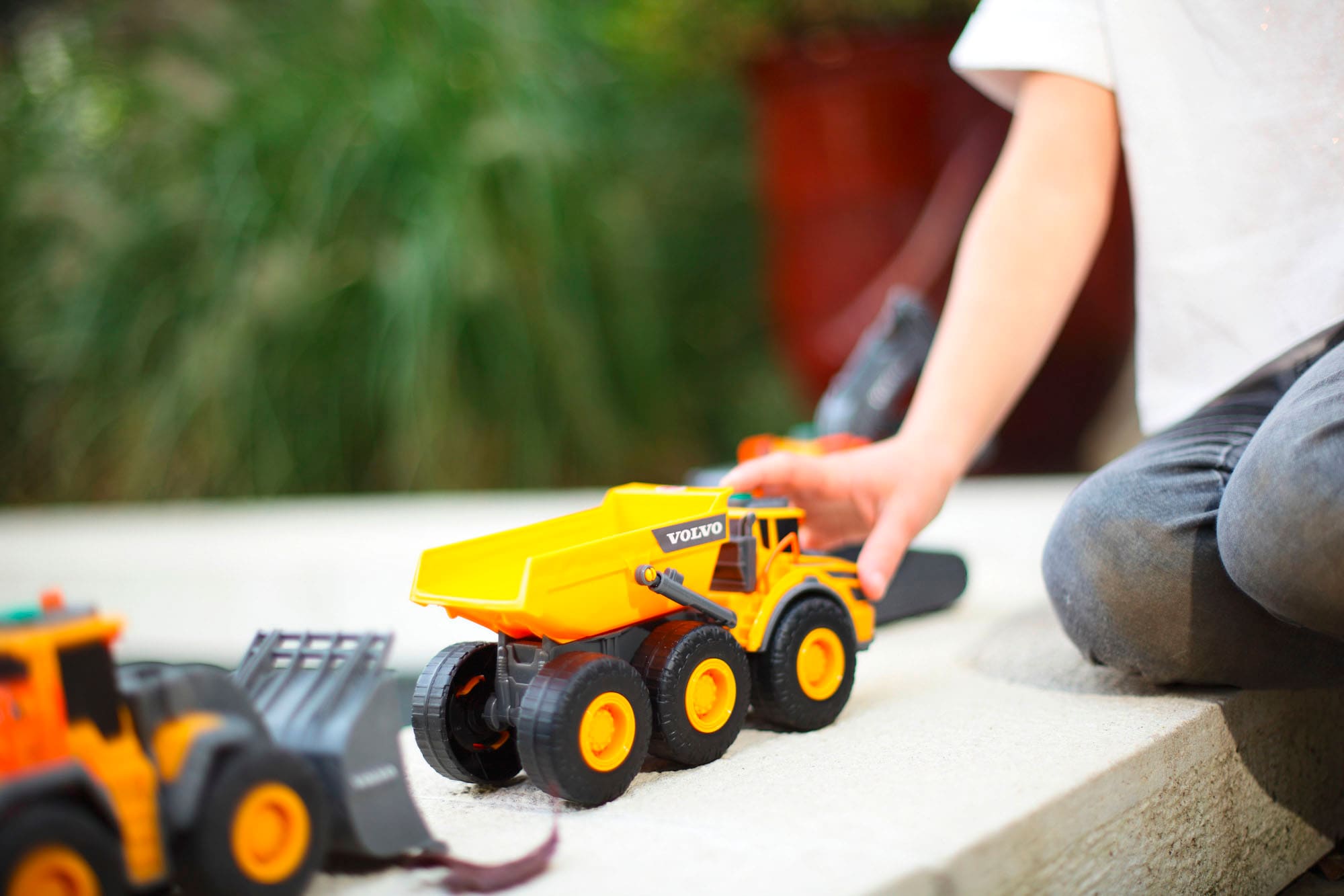 Dickie Toys Benne à jouets »Volvo Articulated Hauler« mit Licht und Sound