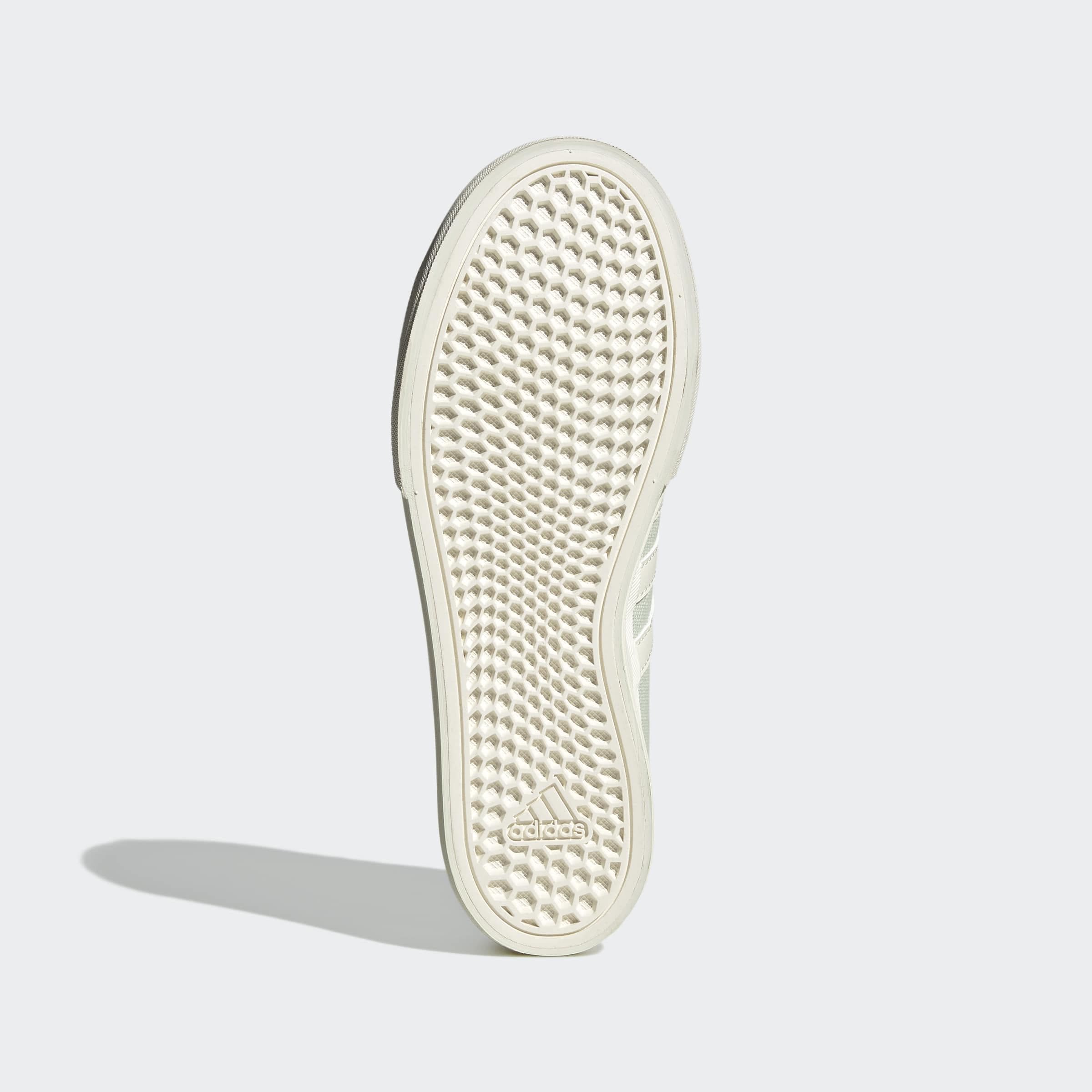 adidas Sportswear Sneaker »BRAVADA 2.0 PLATFORM«  Design auf den Spuren des adidas Nizza