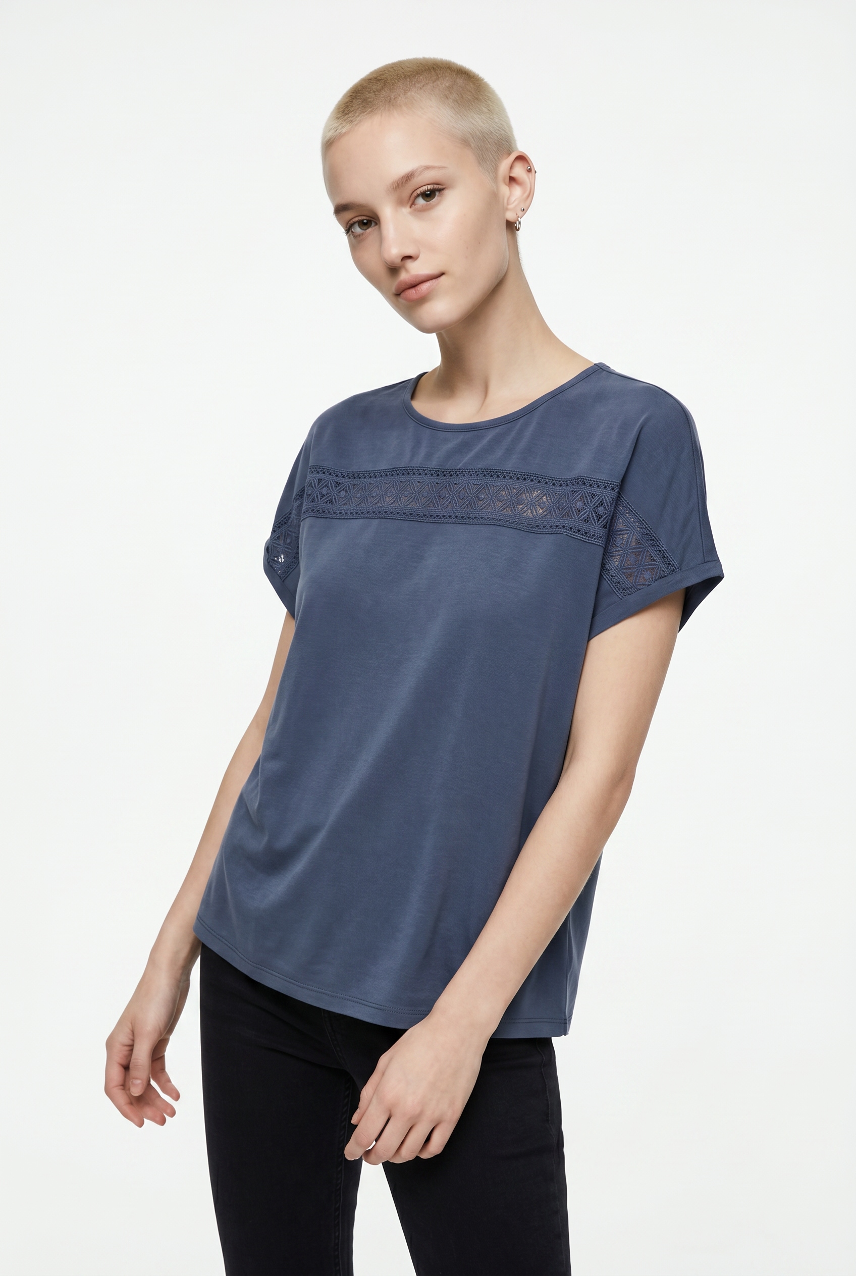 Image of ONLY Kurzarmshirt "ONLFREE LIFE S/S LACE PANEL TOP JRS"