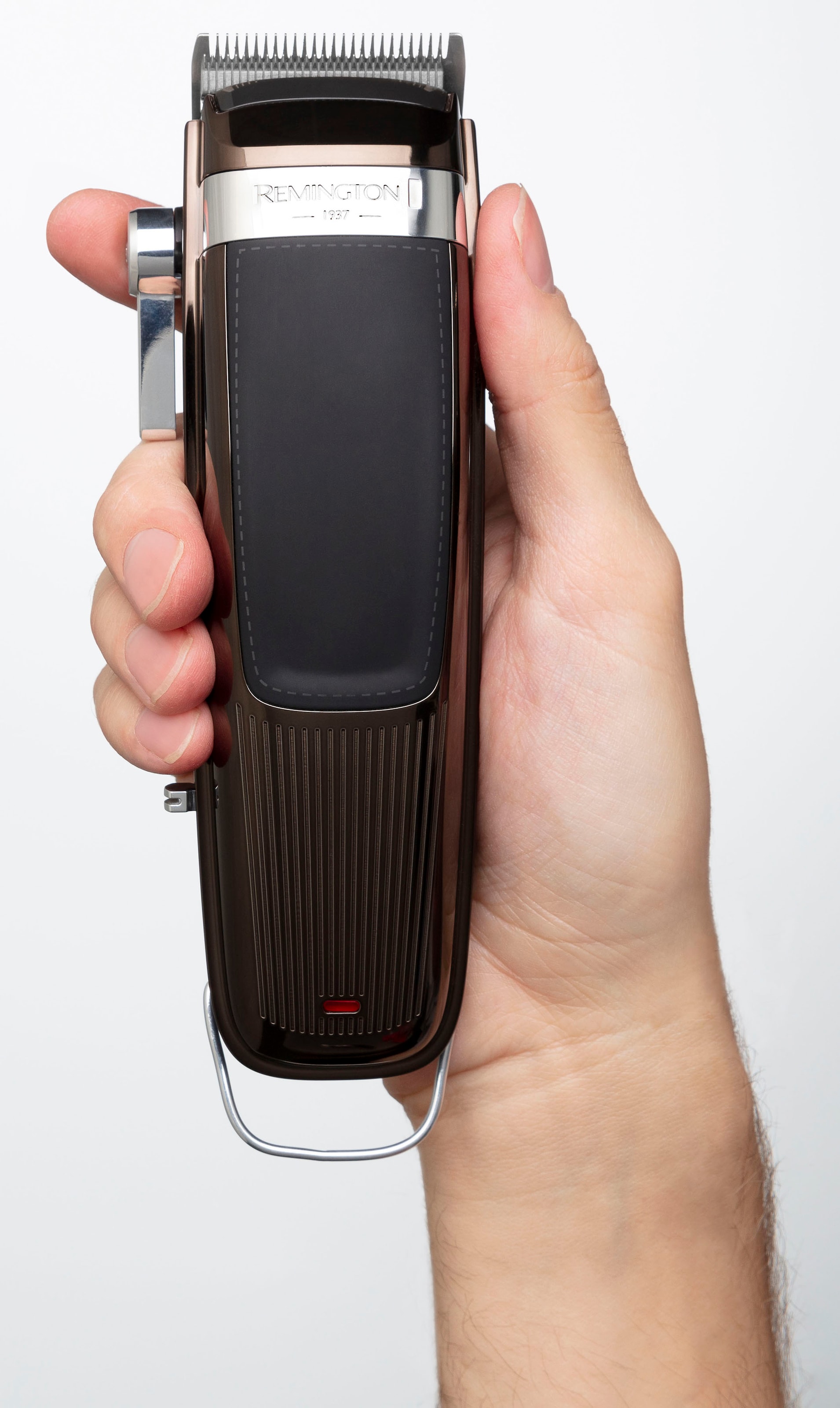 Remington Haarschneider »Heritage, (HC9100) -« 11 Aufsätze für Herren - 11 Kammaufsätze, Netz-/Akkubetrieb - 60 Min.