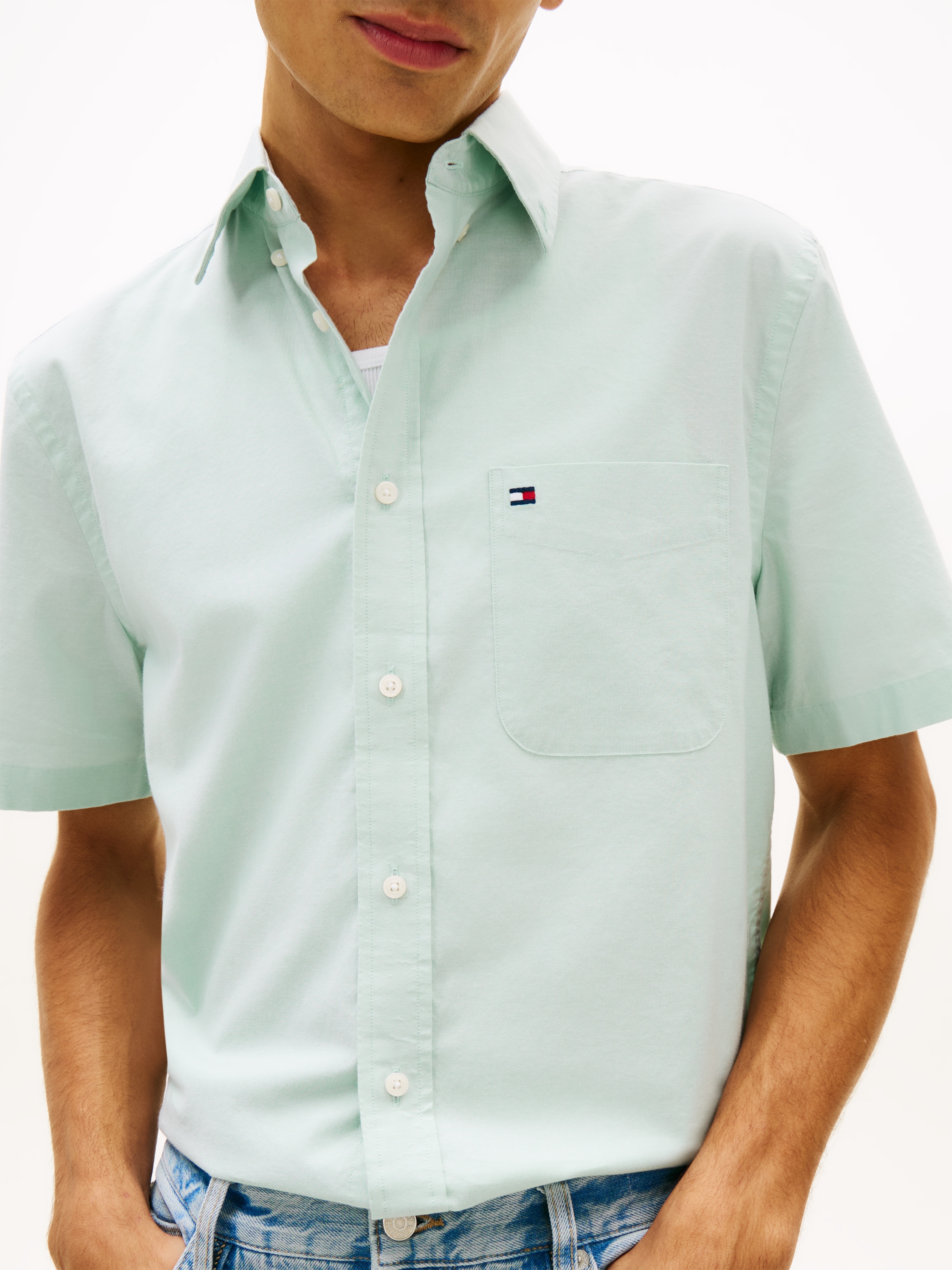 Tommy Hilfiger Chemise à manches courtes »LIGHT OXFORD SOLID« coupe régulière, col boutonné