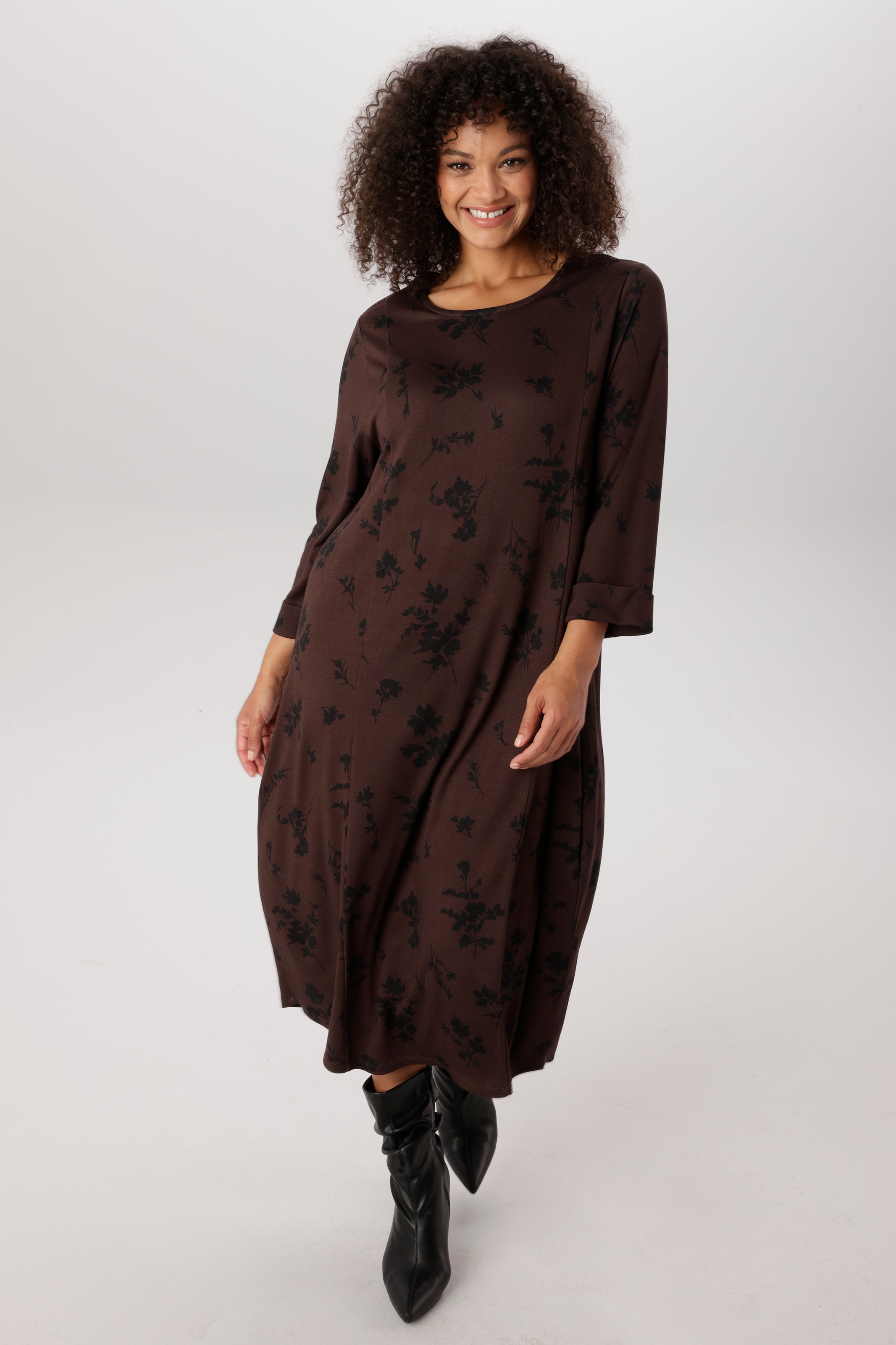 Image of Aniston PLUS Jerseykleid mit denzenten Blumen bedruckt - NEUE KOLLEKTION