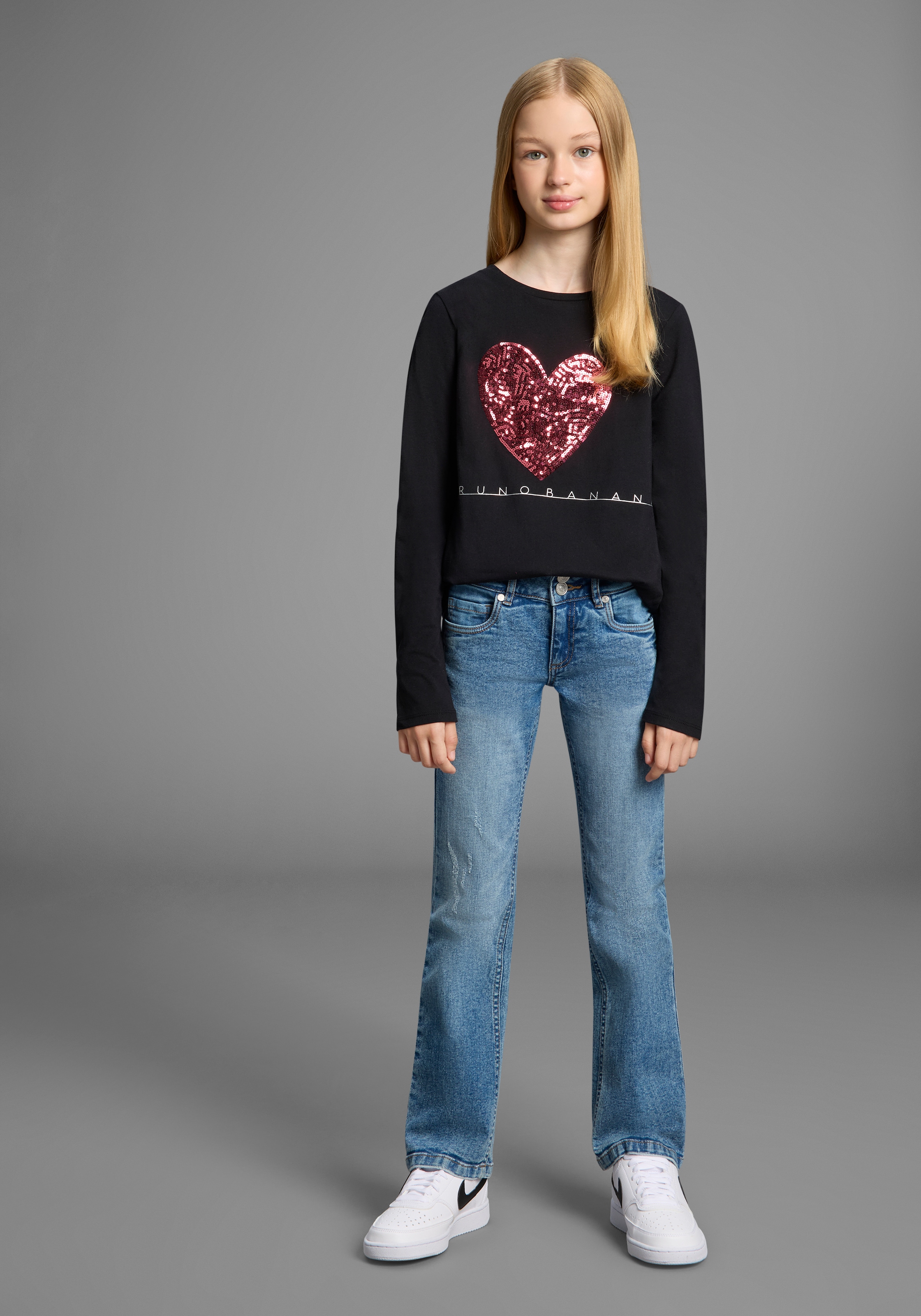 Bruno Banani Langarmshirt »WENDEN-Pailletten - Glitzerherz«, NEU! BRUNO BANANI für TEENS. Cooles Paillettenshirt
