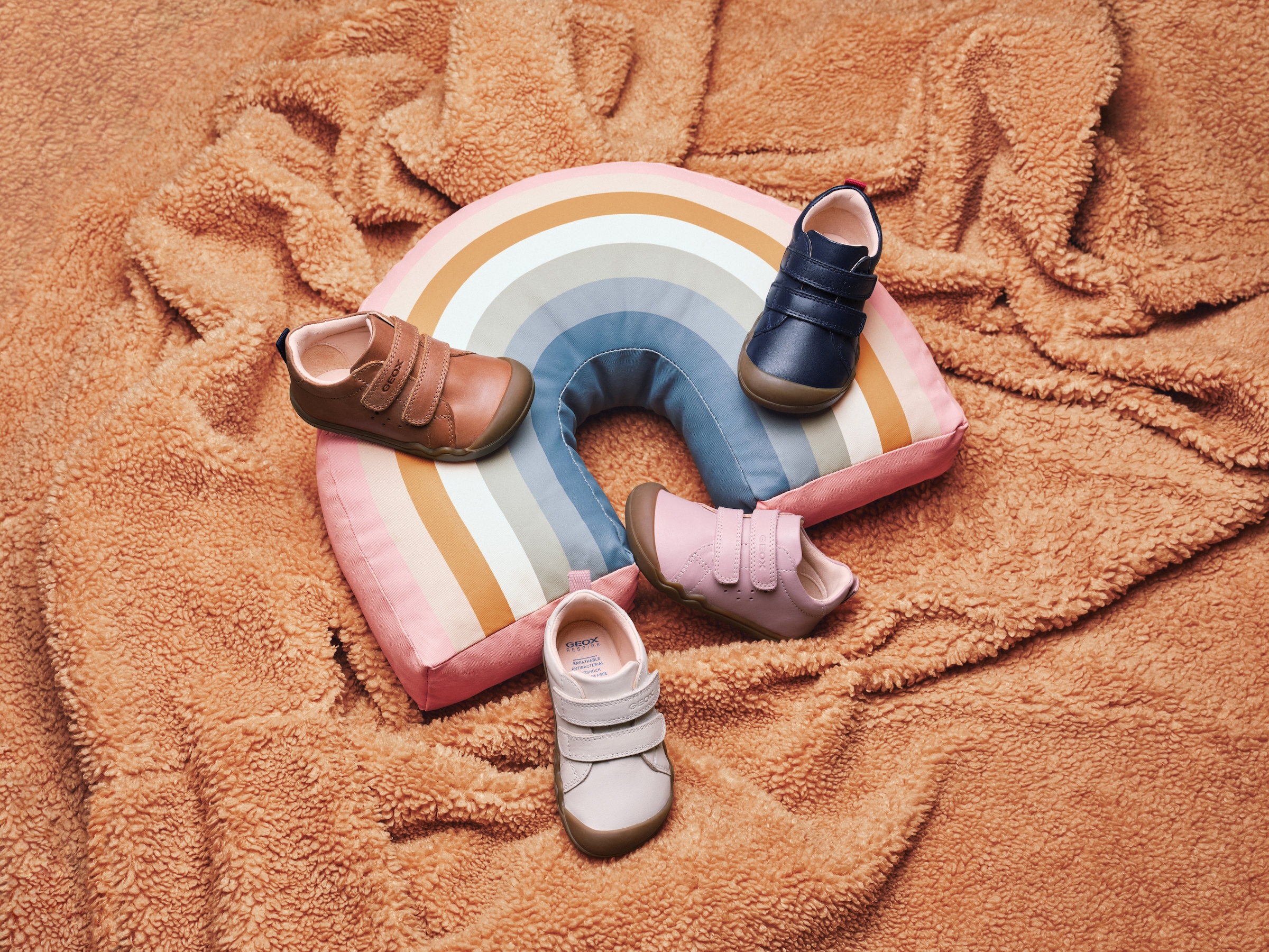 Geox Lauflernschuh »B STEPPIEUP BOY A«, Klettschuh, Barfussschuh, Babyschuh mit Klettverschlüsse