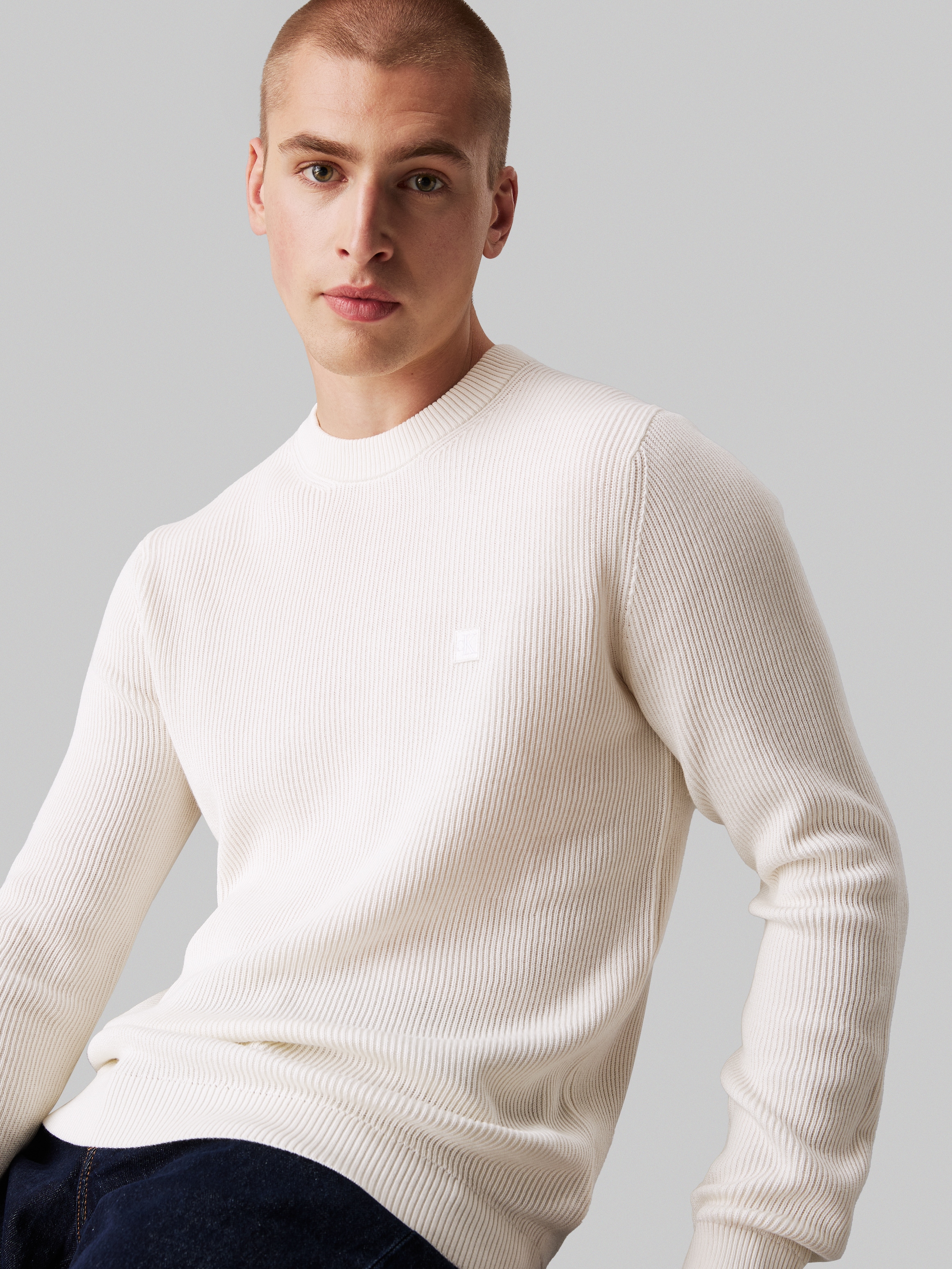 Calvin Klein Jeans Rundhalspullover »CK EMBRO BADGE SWEATER«
