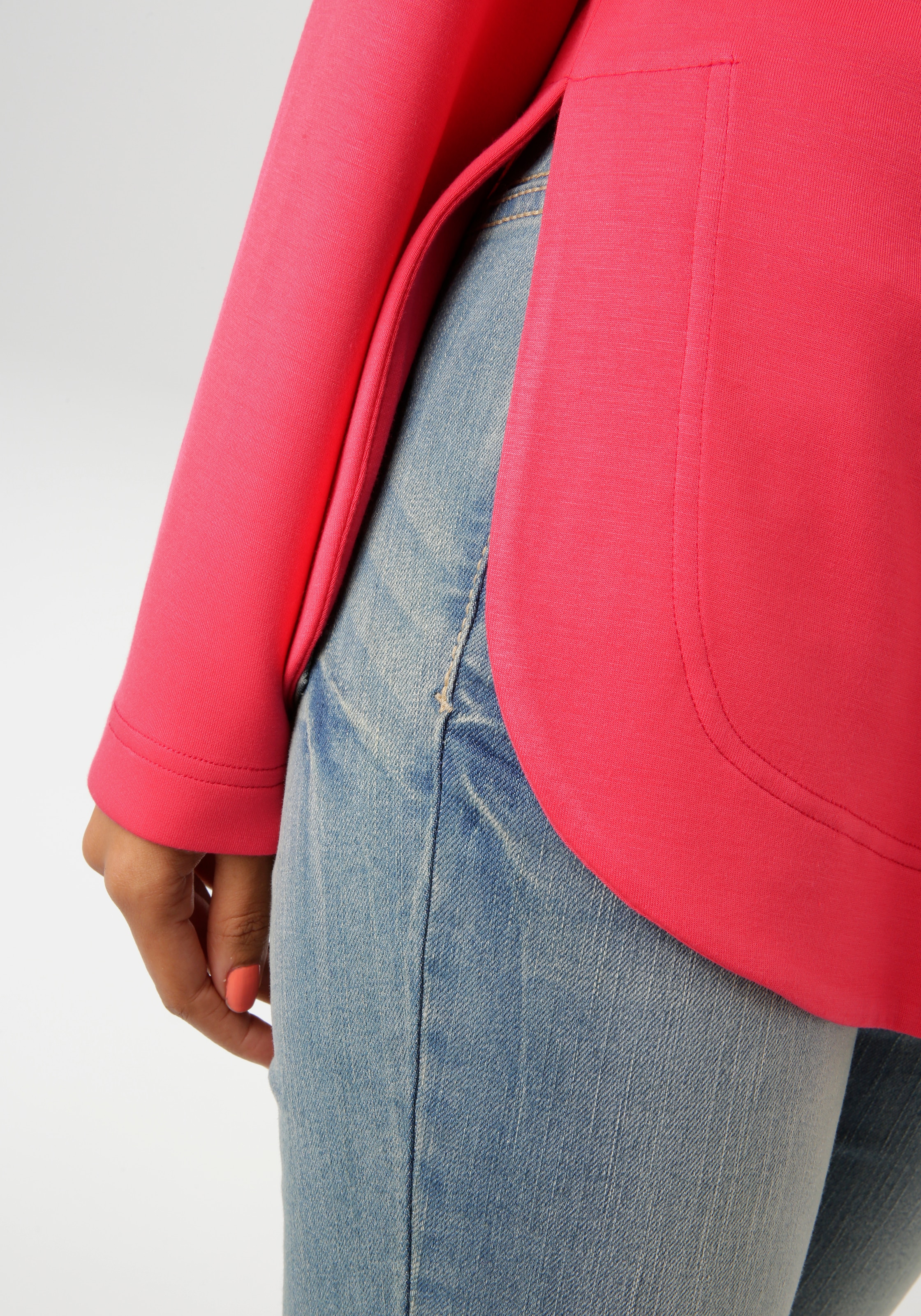Aniston CASUAL Sweatshirt, in trendiger Farbpalette