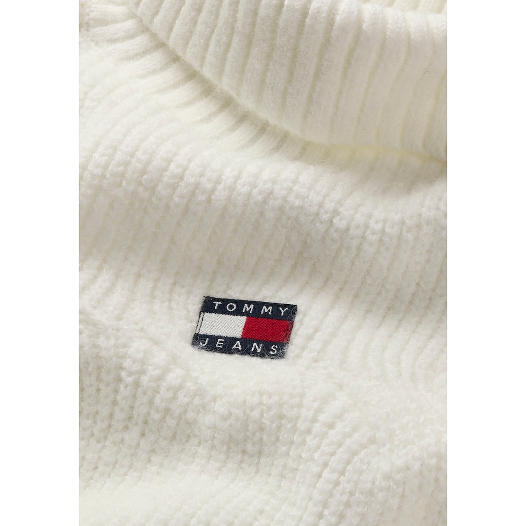 Tommy Jeans Strickpullover »TJW BADGE TRTLNK CABLE SWEATER«
