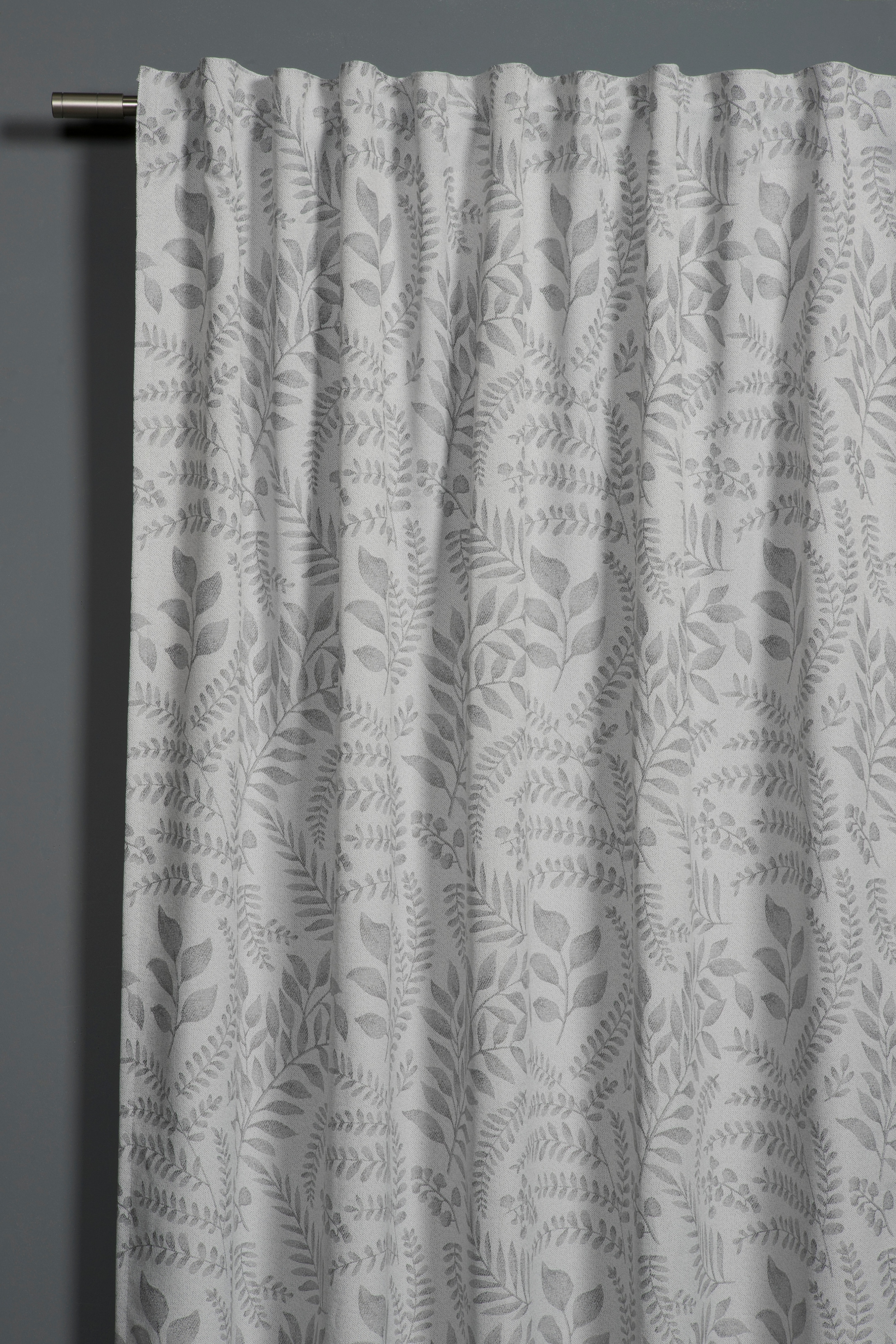 Sehlbach Gardine »Schal Rankenblätter« Schlaufen 1 Stk. tlg. mit Gardinenband und verdeckten Schlaufen