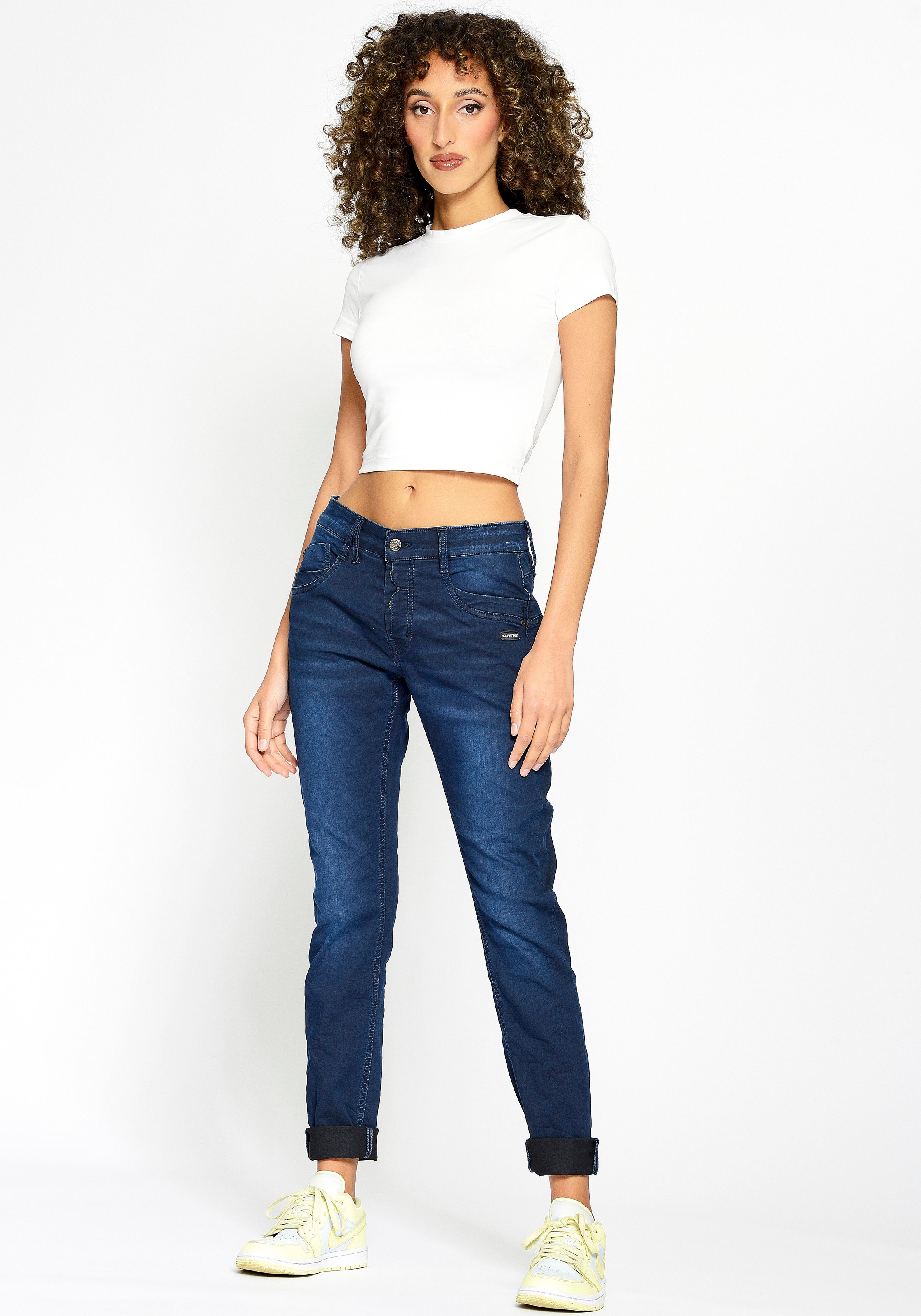 GANG Relax-fit-Jeans »94GERDA«, mit besonderer Struktur