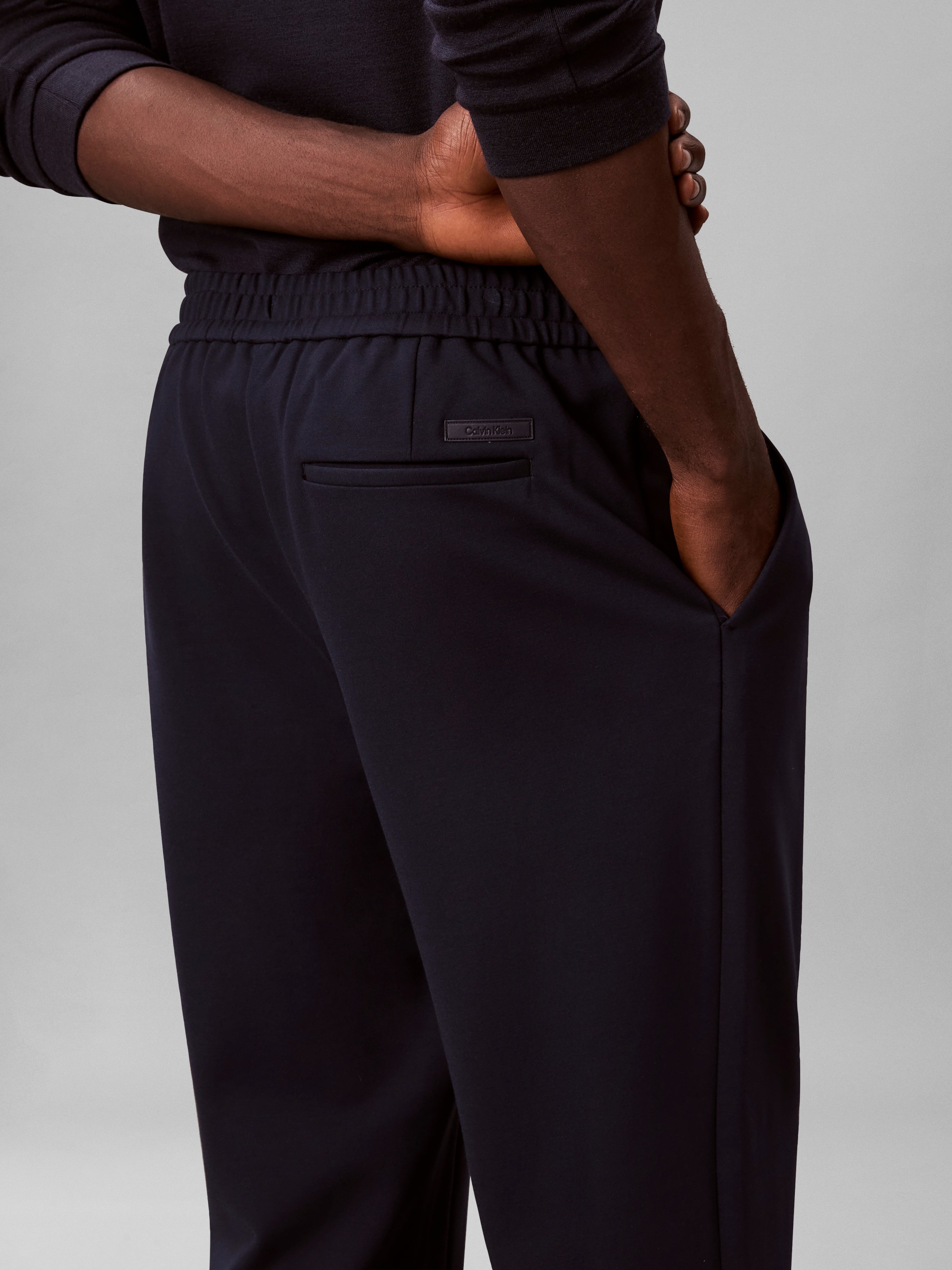 Calvin Klein Bundfaltenhose  elastischer Bund, Slim fit, Bundfalte