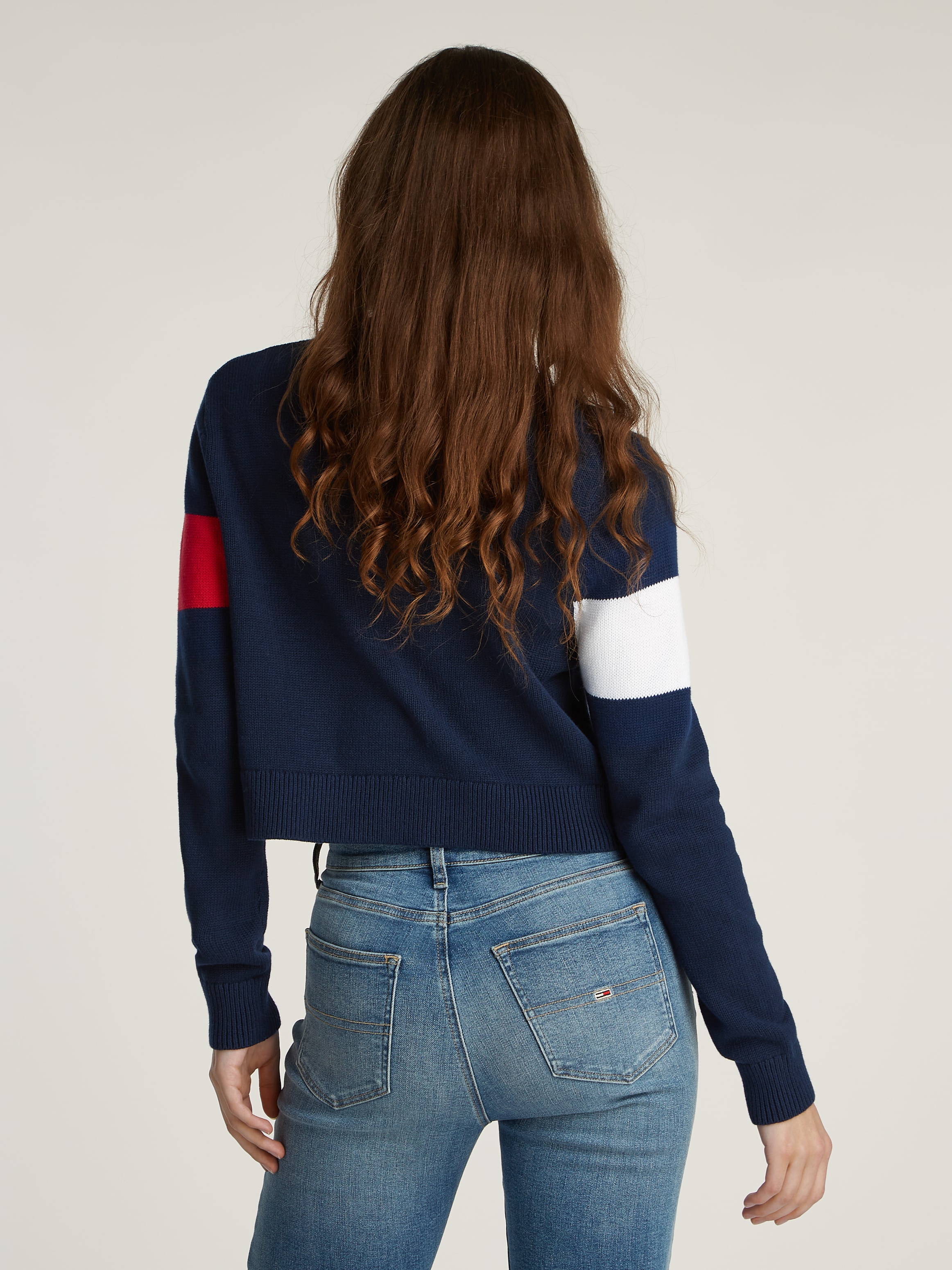 Tommy Jeans Curve Strickpullover »TJW CENTER FLAG SWEATER EXT«, in Grossen Grössen, Logo-Flag