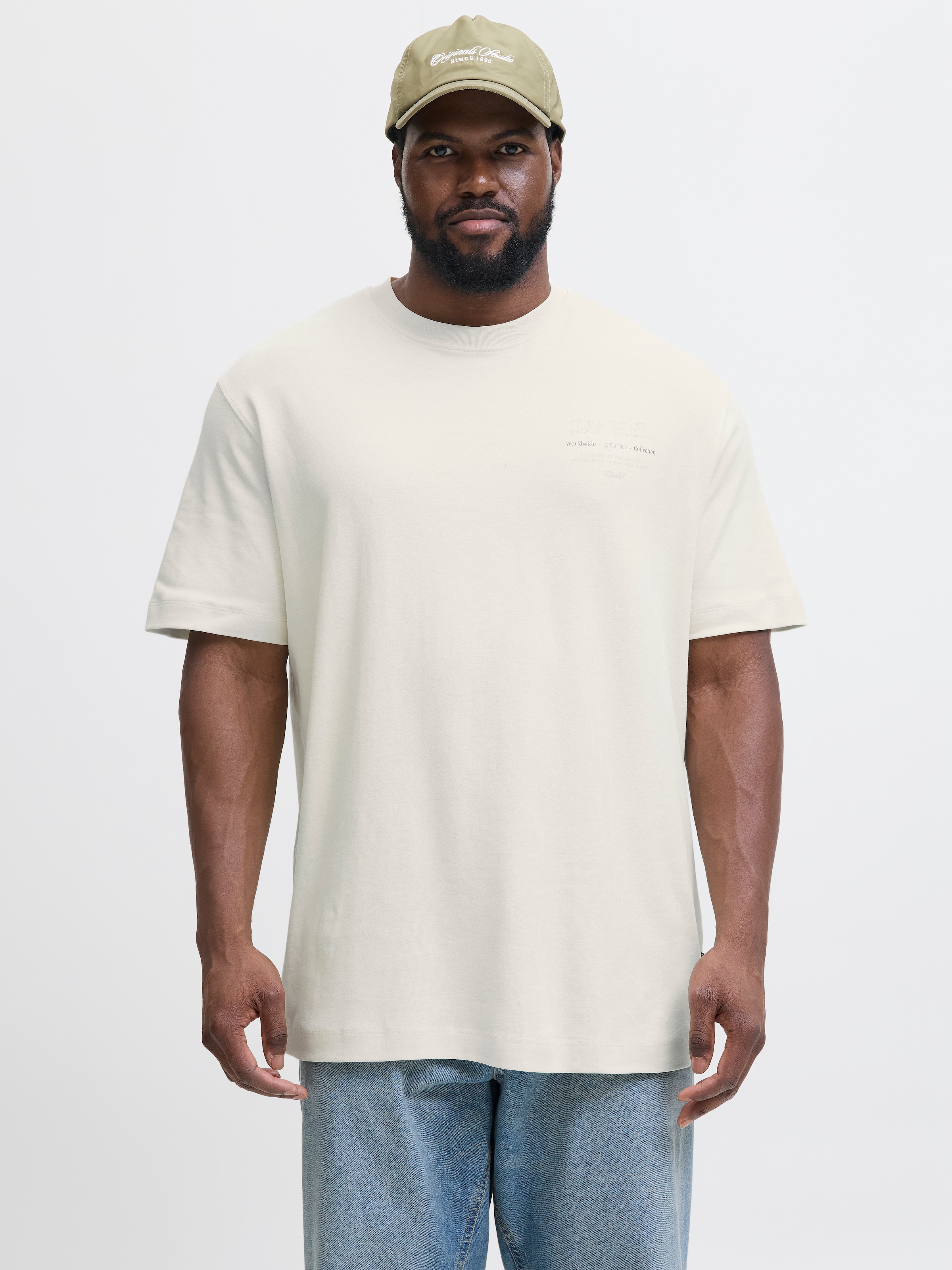 Image of Jack & Jones PlusSize T-Shirt "JJEURBAN EDGE STUDIO TEE SS SN PLS" mit Logobranding