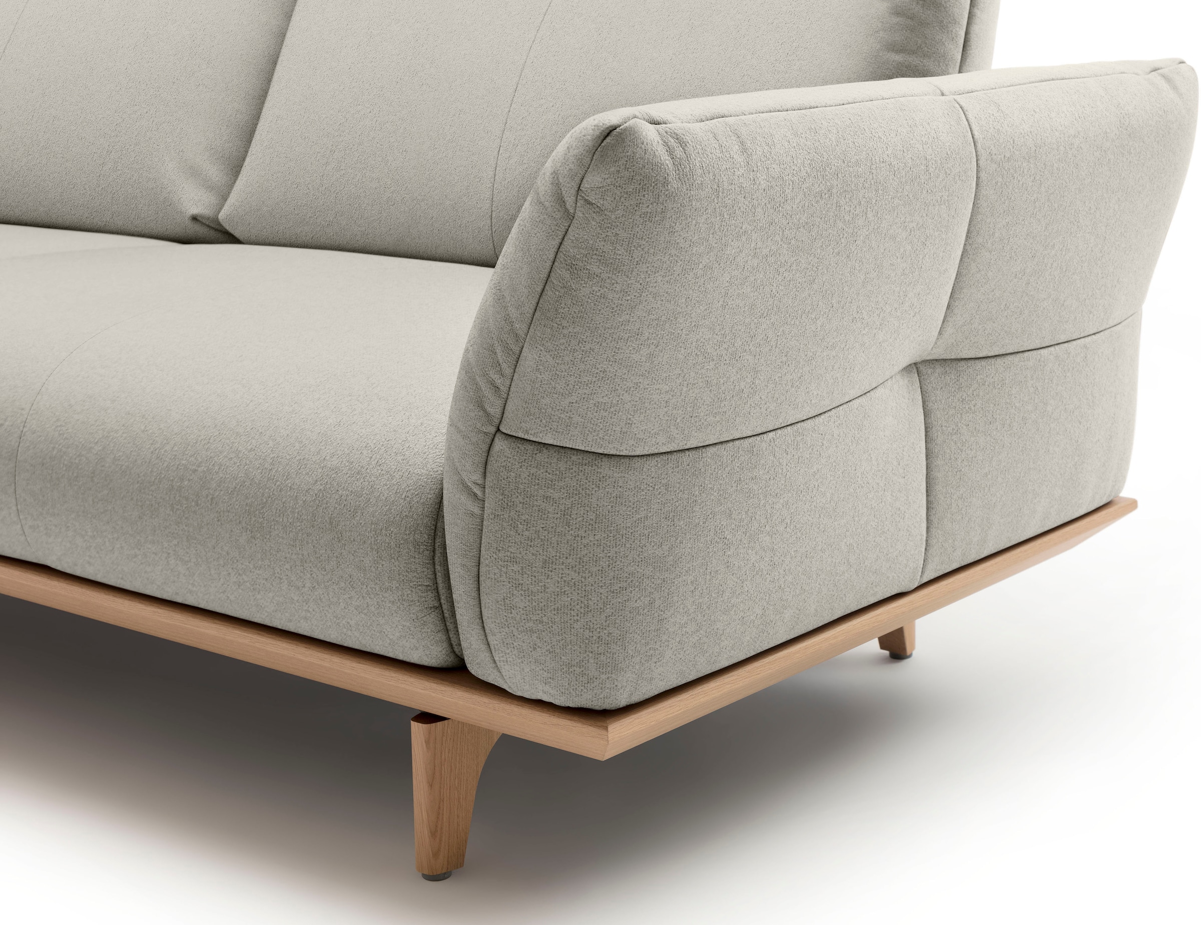 Creation BY ROLF BENZ 3-places »CR.460, Designsofa mit verstellbarer Rückenlehne, extra bequem,« socle en chêne, pieds en chêne naturel, largeur 208 cm