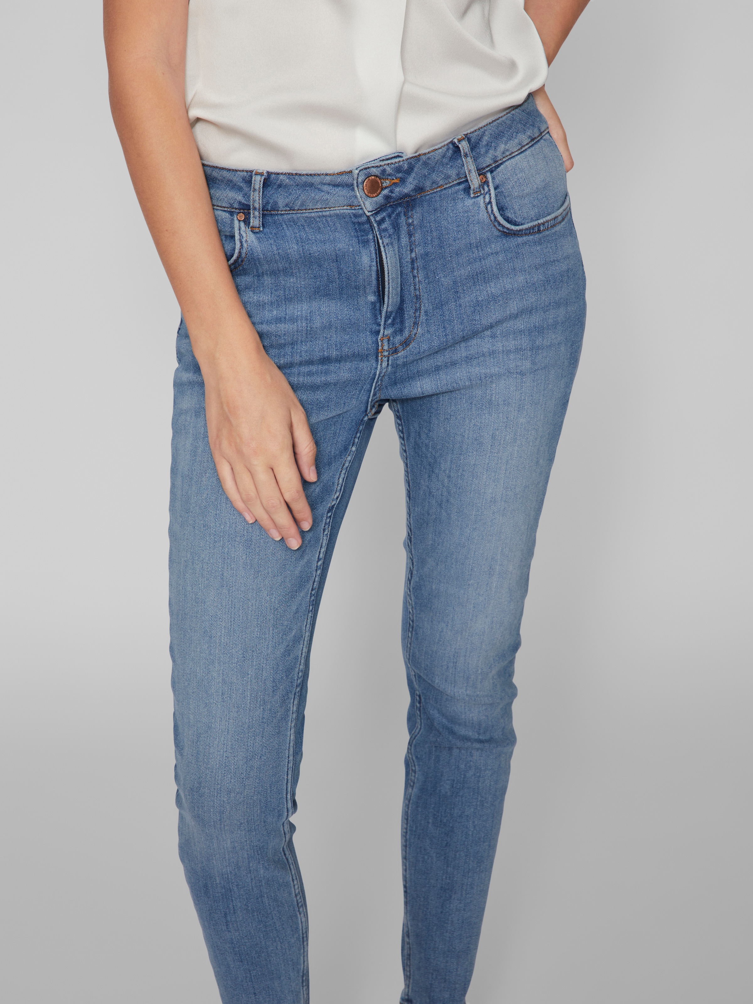 Vila Skinny-fit-Jeans »VISARAH WU05 RW SKINNY JEANS - NOOS«