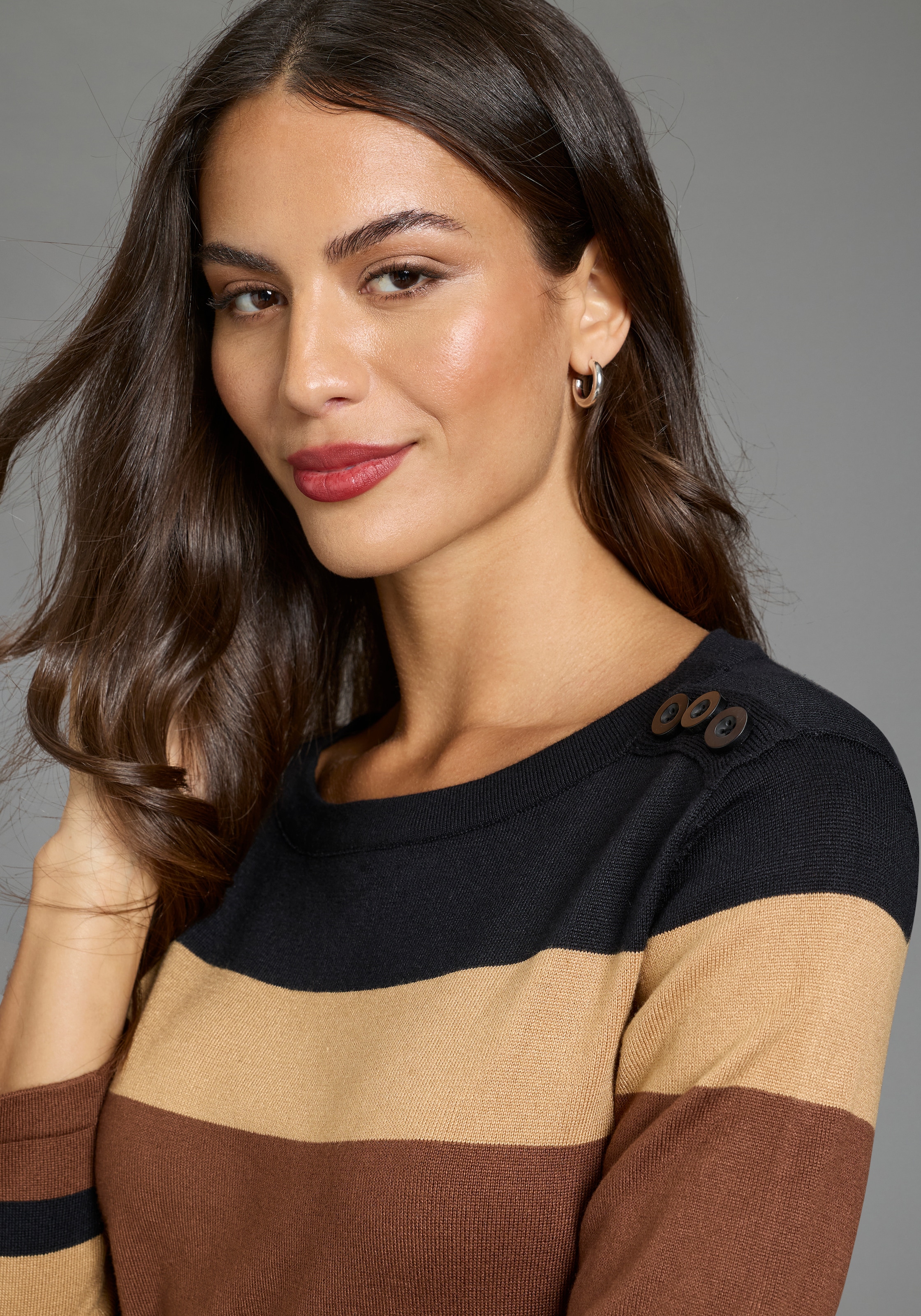 Boysen's 3/4 Arm-Pullover im modischen Streifen-Design mit Zierknopfleiste