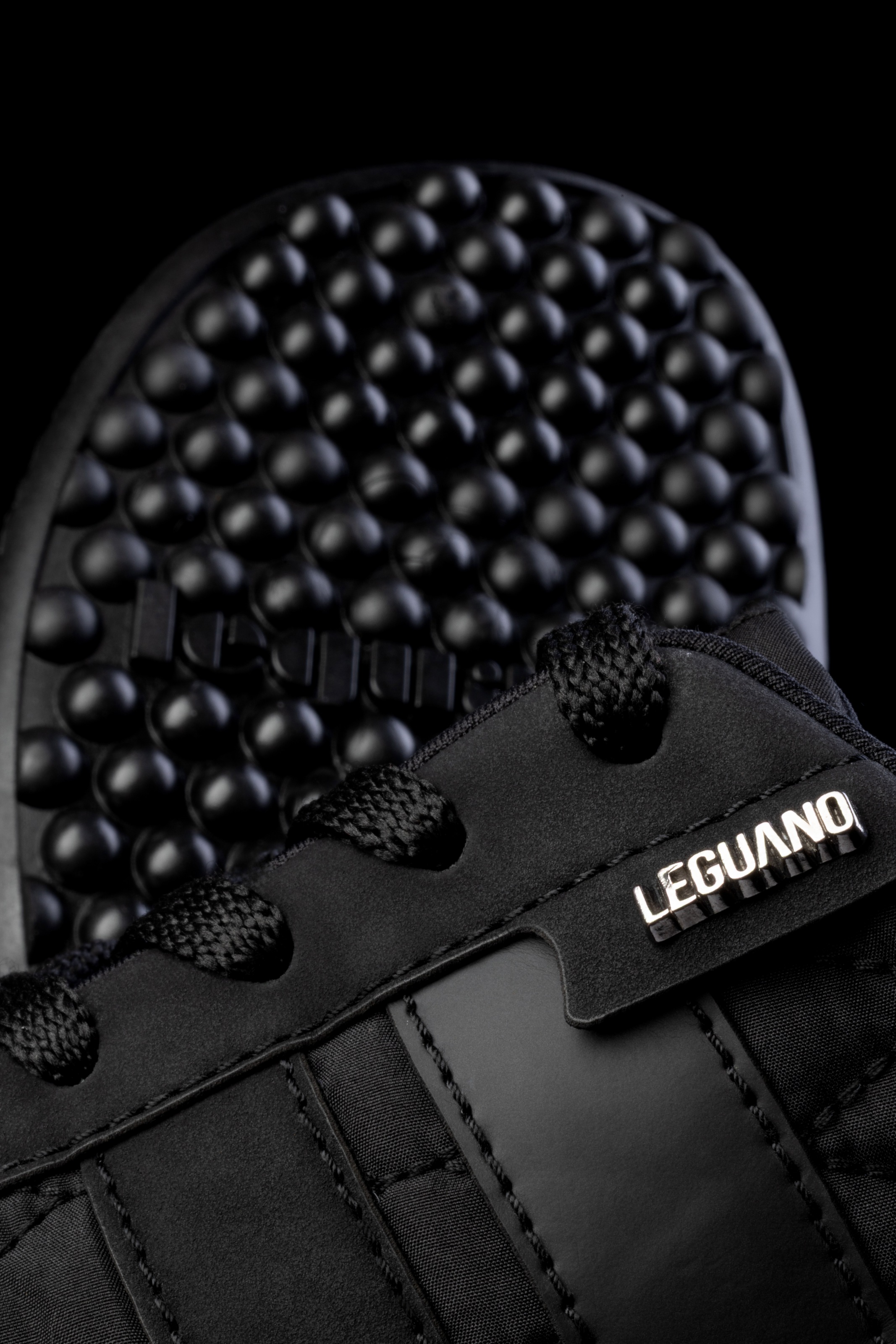 Leguano Chaussures pieds nus »NIGHTSTEP«  chaussure à lacets avec surpiqûres décoratives et pendentif logo
