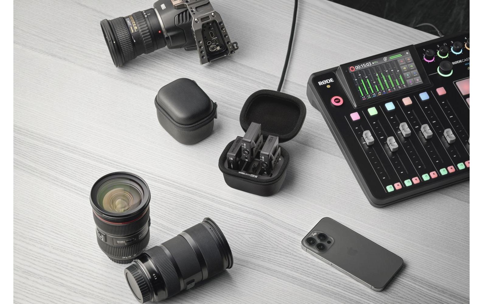 RODE Microphones Wireless Charger »– Rode Wireless GO II«