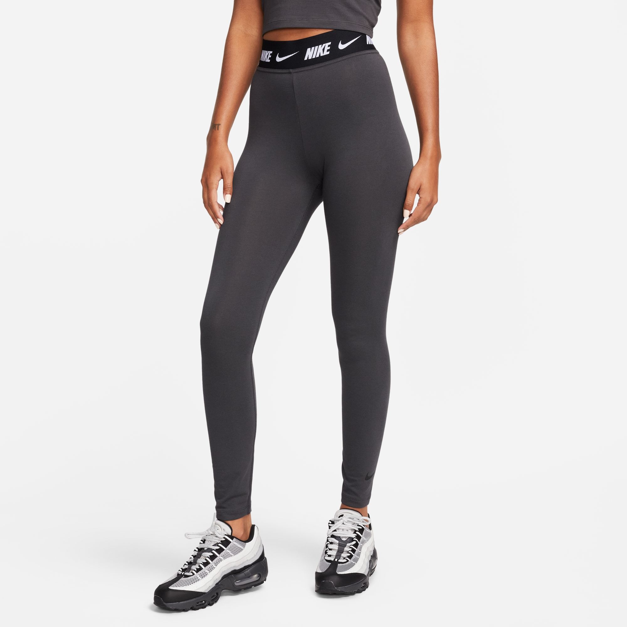 Nike Sportswear Leggings »CLUB WOMEN'S HIGH-WAISTED LEGGINGS«