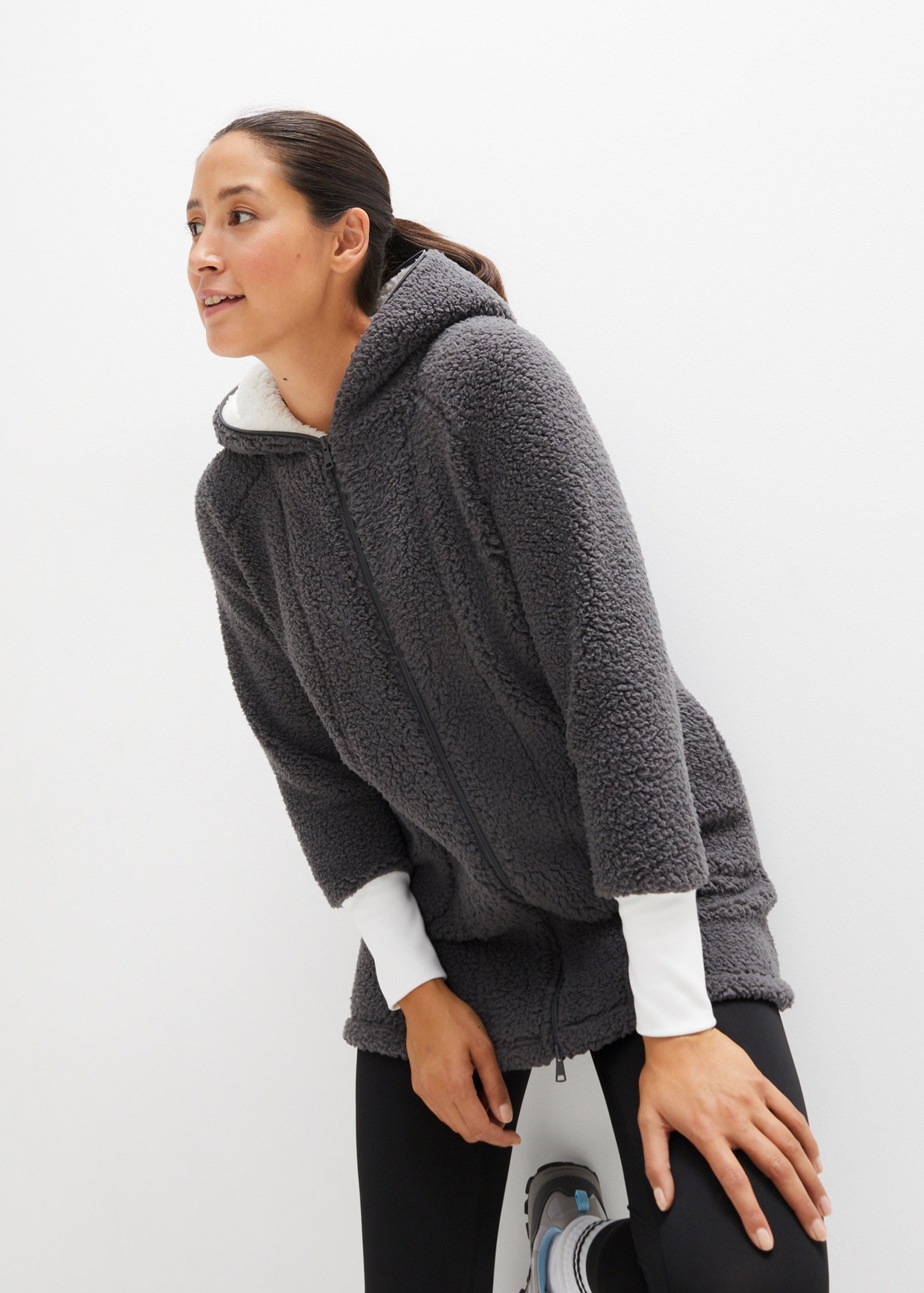 bonprix Fleecejacke mit Kapuze