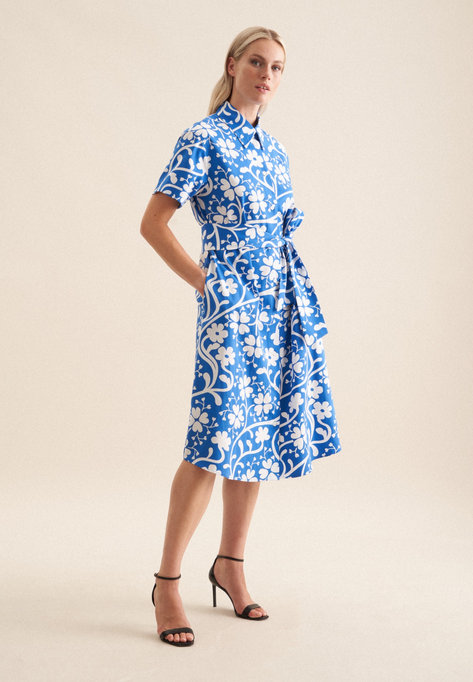 seidensticker Sommerkleid »Schwarze Rose« 1/2 Kragen Druck