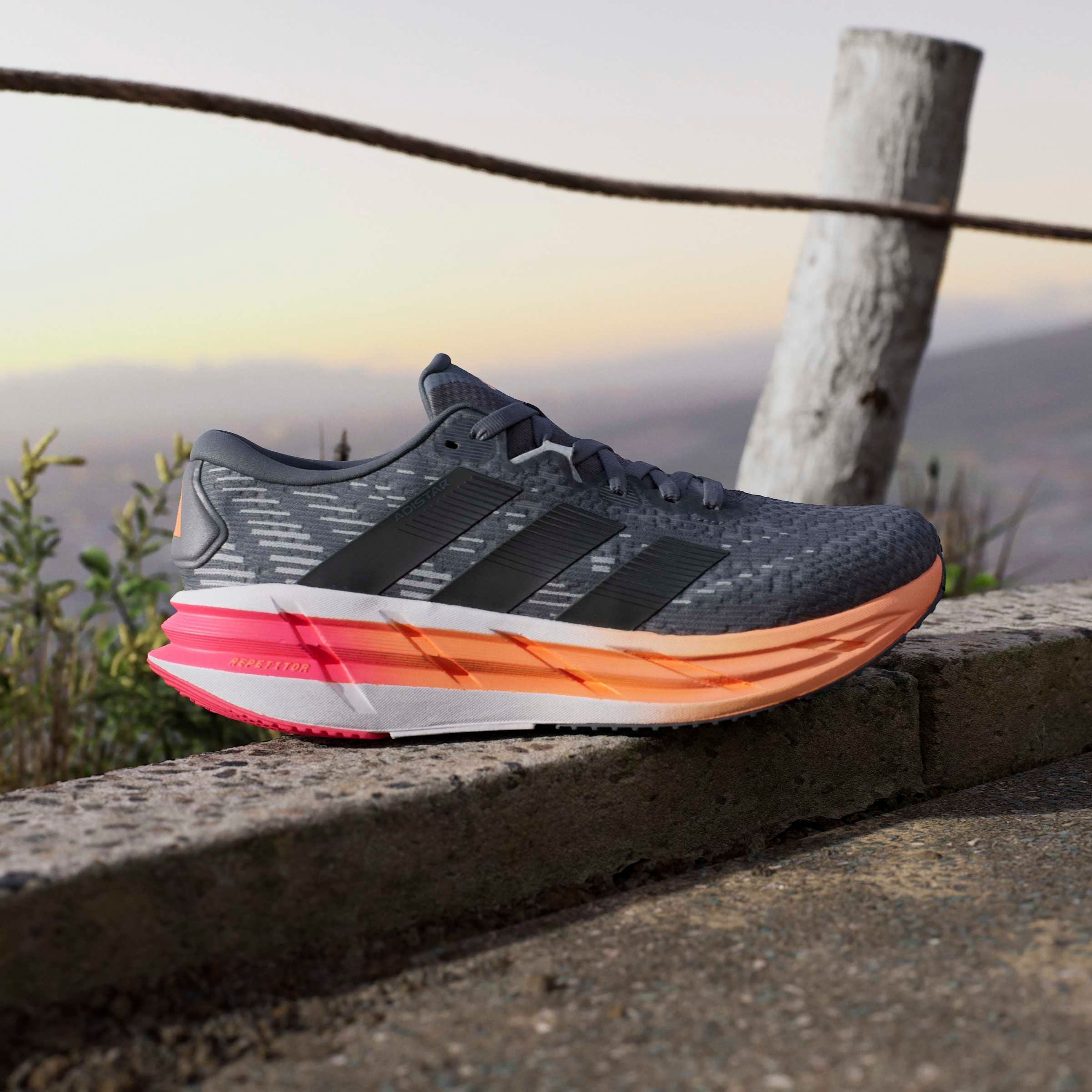 adidas Performance Chaussure de course »ADISTAR 4 RUNNING«