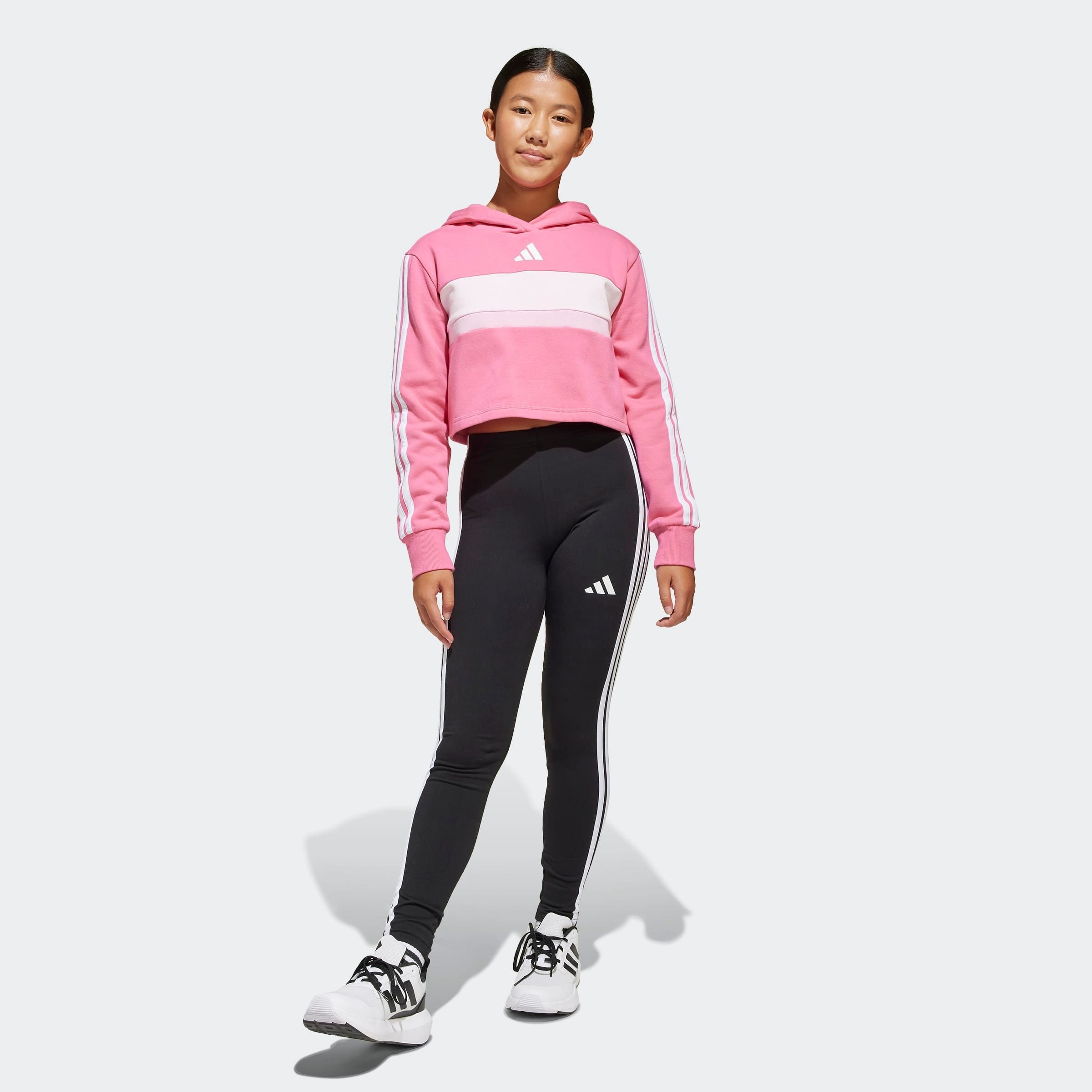 Image of adidas Sportswear Trainingsanzug "SEASONAL ESSENTIALS TIBERIO 3-STREIFEN KIDS LEGGINGS-SET" 2 Stk.