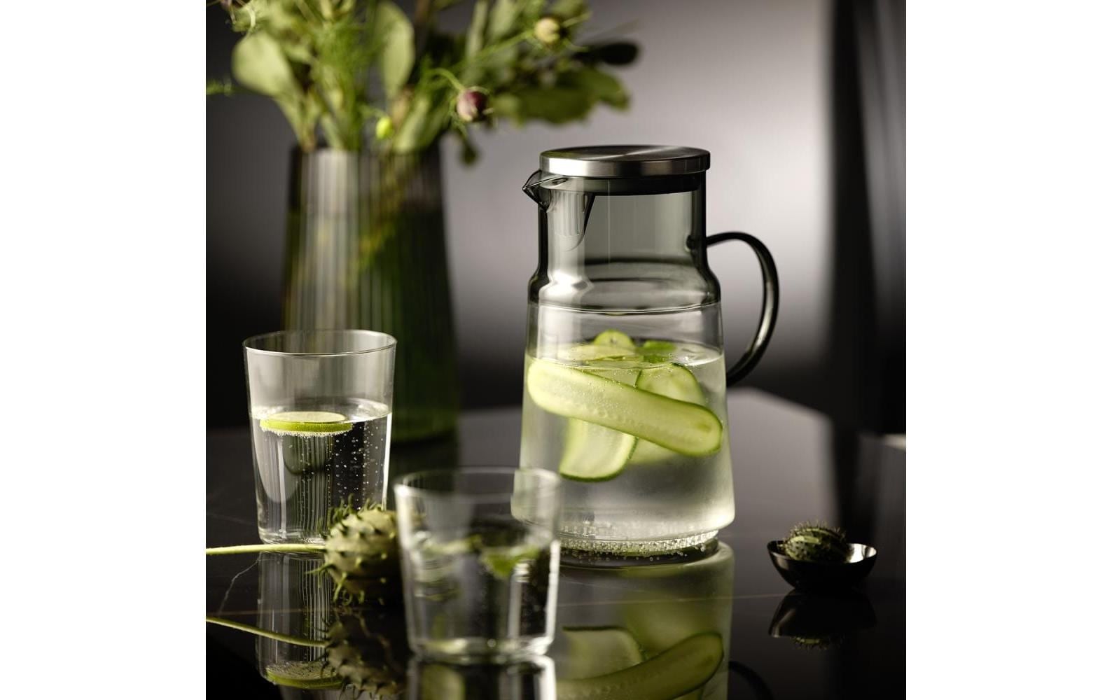 APS Wasserkaraffe »Ø 13 cm, H: 23 cm, 2 Liter , Glas, Polypropylen, Silikon« Deckel aus 18/8 Edelstahl