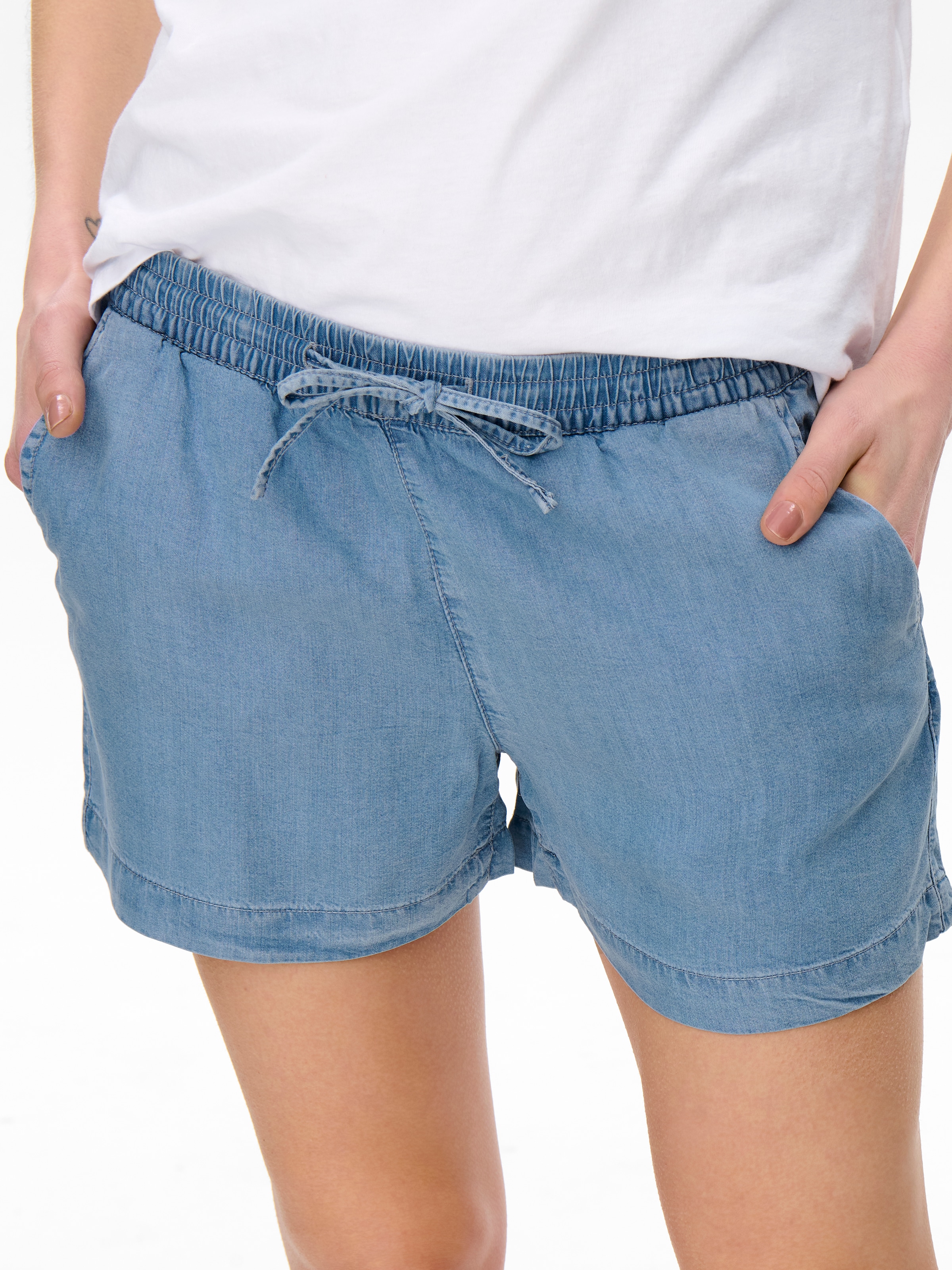 ONLY Short »ONLPEMA – Shorts mit elastischem Bund für lässigen Jeanslook«  loose fit, Lyocell, elastischer Bund, pflegeleicht, unifarben