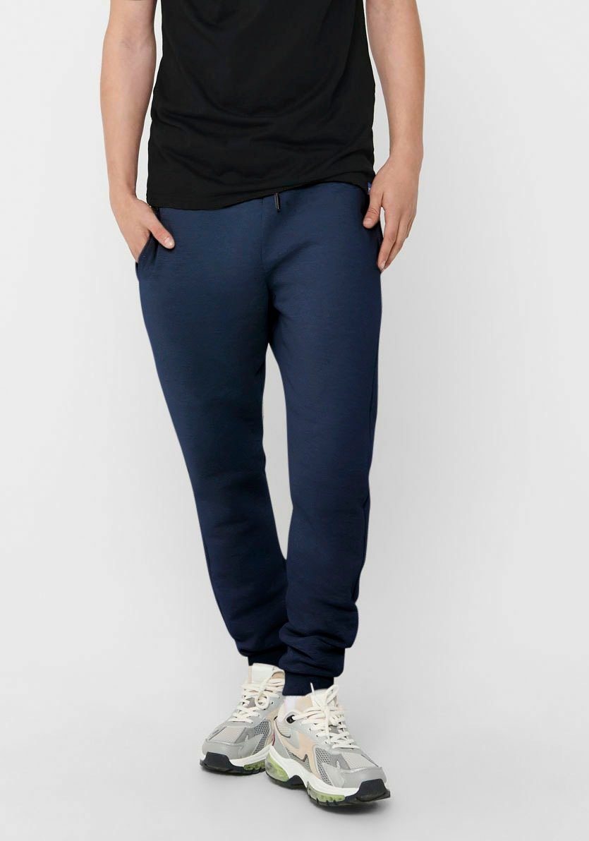 Image of ONLY & SONS Sweathose »CERES LIFE SWEAT PANTS« bei Ackermann Versand Schweiz